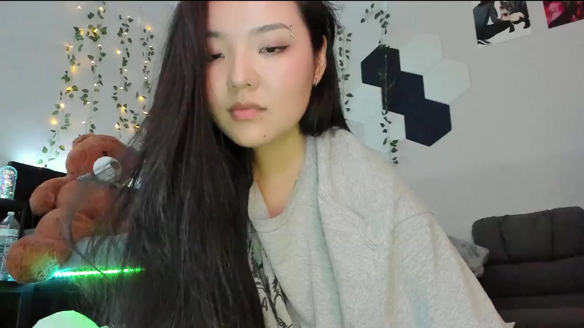 Gallery image thumbnail from Melody__K's myfreecams stream on, 02/17/2024, 07:53 image 11 of 20