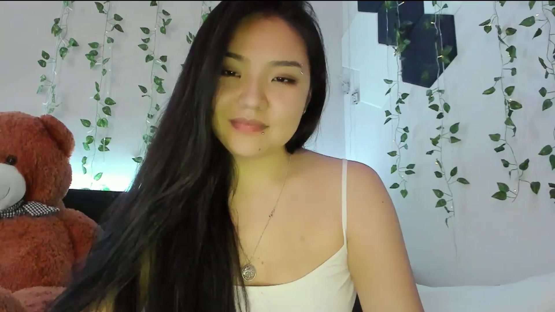 Gallery image thumbnail from Melody__K's myfreecams stream on, 03/08/2024, 06:34 image 10 of 20