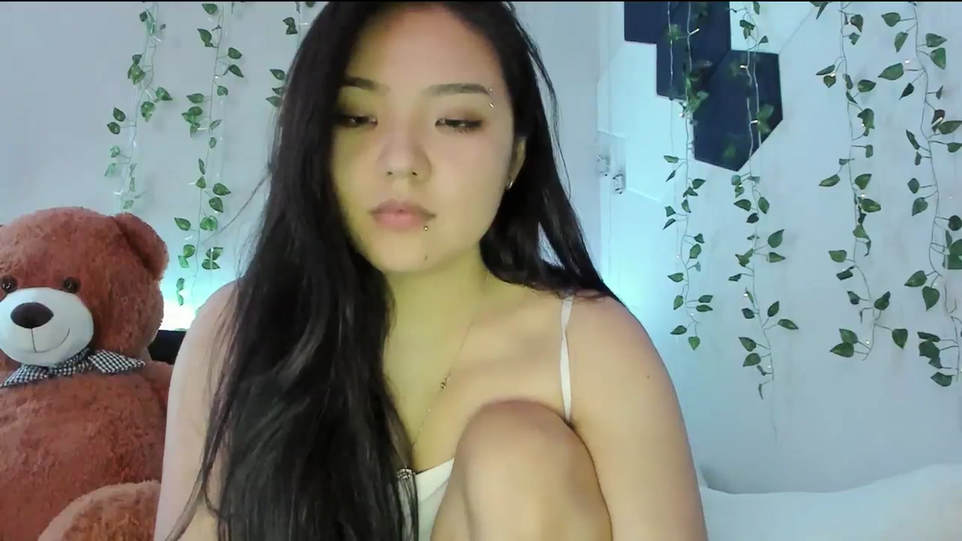 Gallery image thumbnail from Melody__K's myfreecams stream on, 03/08/2024, 06:34 image 4 of 20