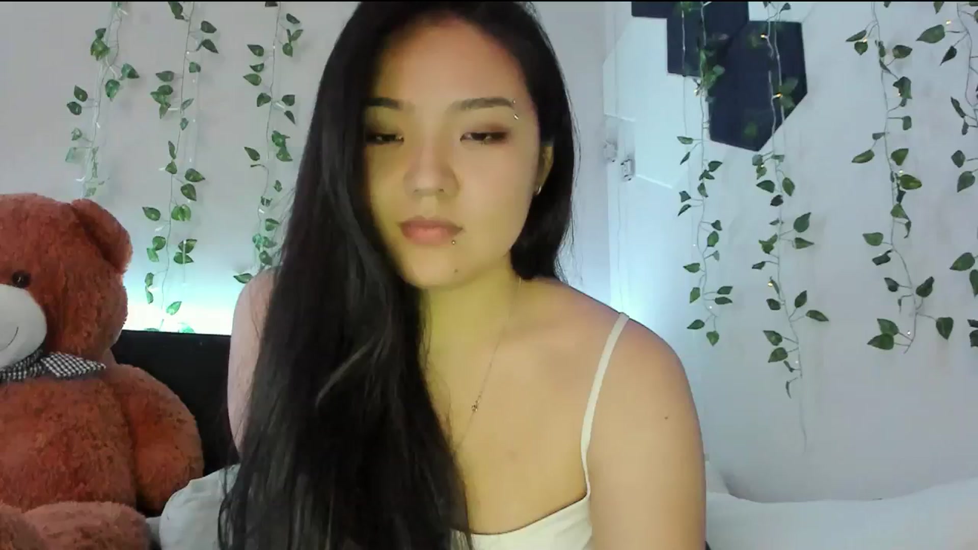 Gallery image thumbnail from Melody__K's myfreecams stream on, 03/08/2024, 06:34 image 11 of 20