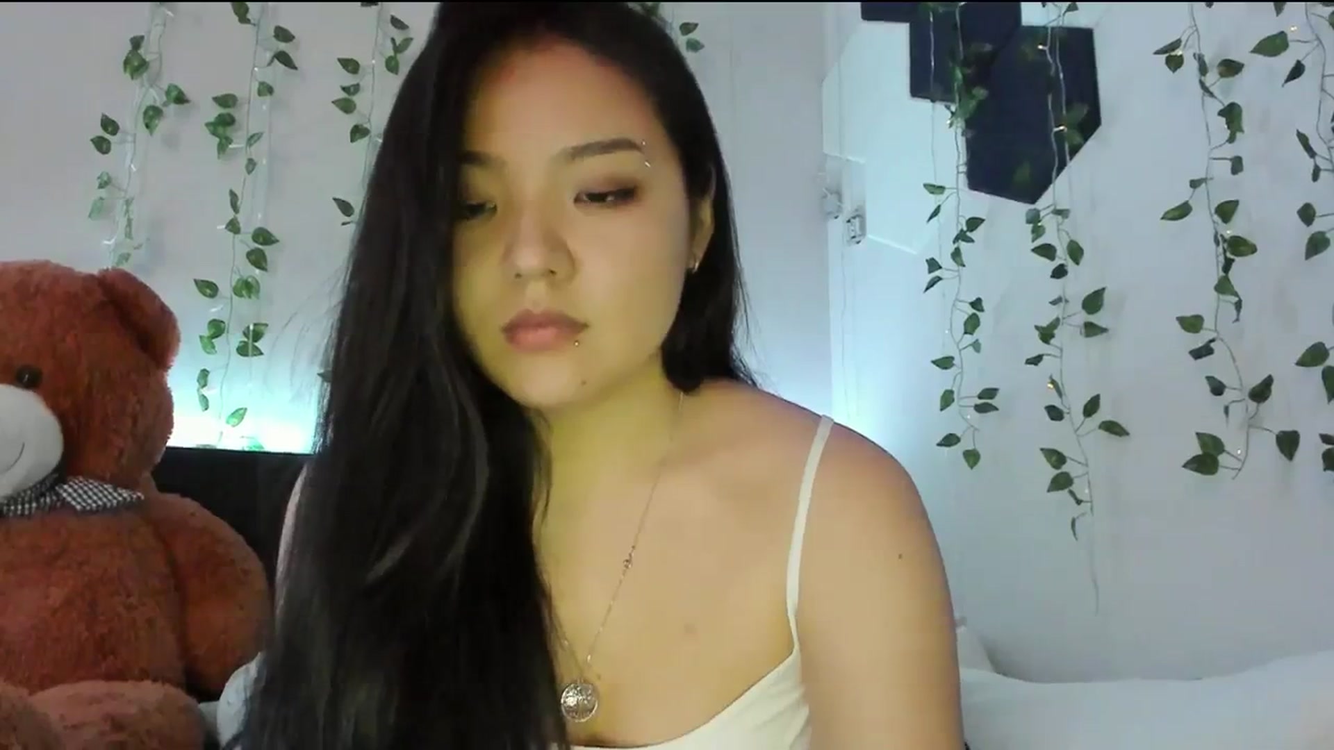 Gallery image thumbnail from Melody__K's myfreecams stream on, 03/08/2024, 06:34 image 16 of 20
