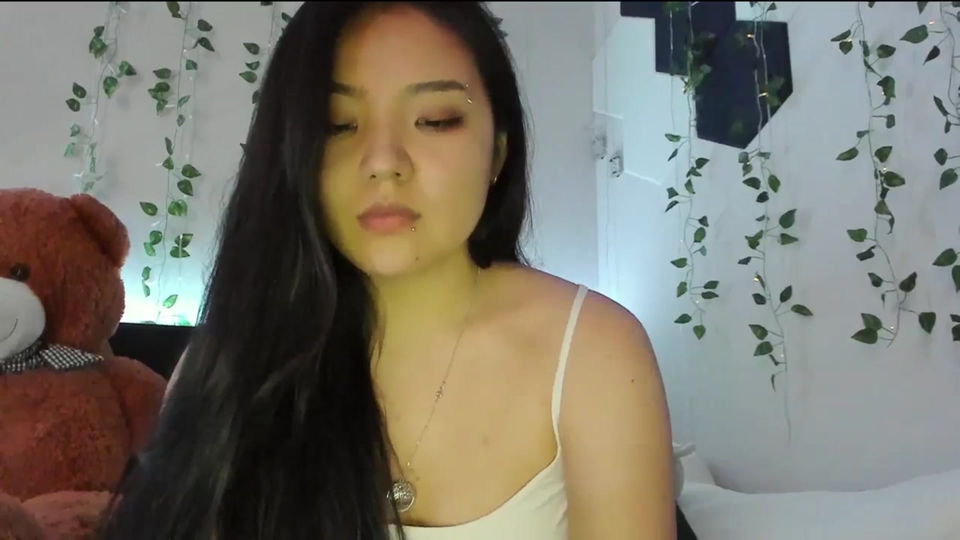 Gallery image thumbnail from Melody__K's myfreecams stream on, 03/08/2024, 06:34 image 12 of 20