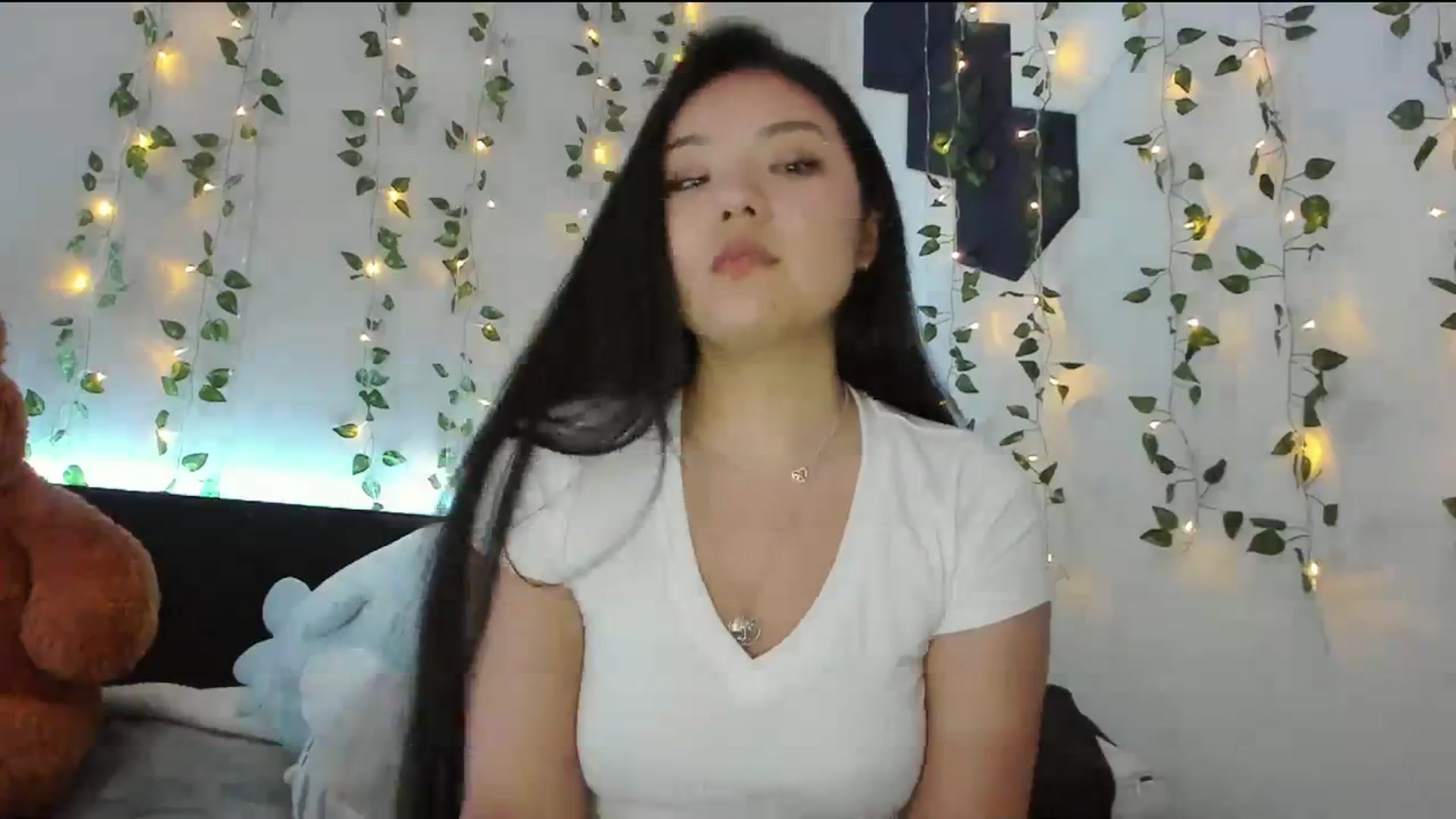 Gallery image thumbnail from Melody__K's myfreecams stream on, 03/26/2024, 05:01 image 5 of 20
