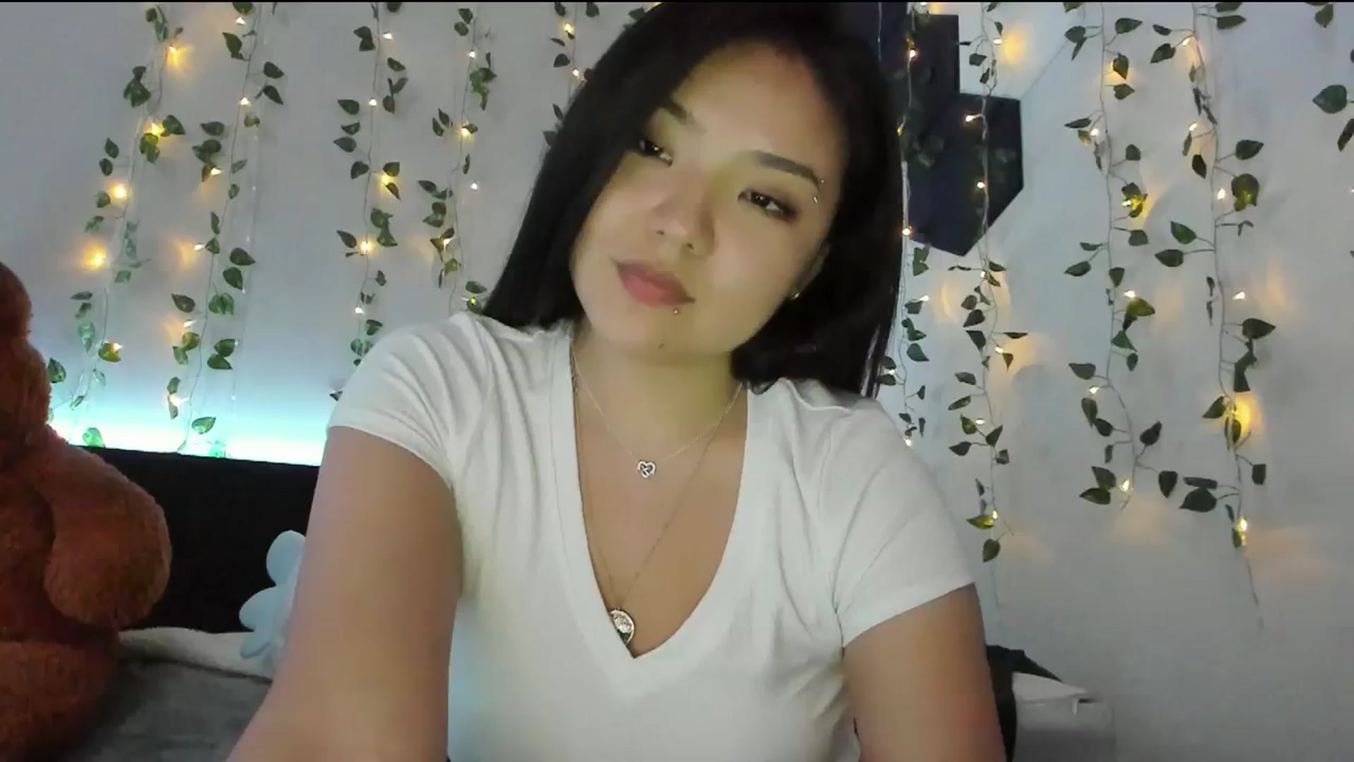 Gallery image thumbnail from Melody__K's myfreecams stream on, 03/26/2024, 05:01 image 16 of 20