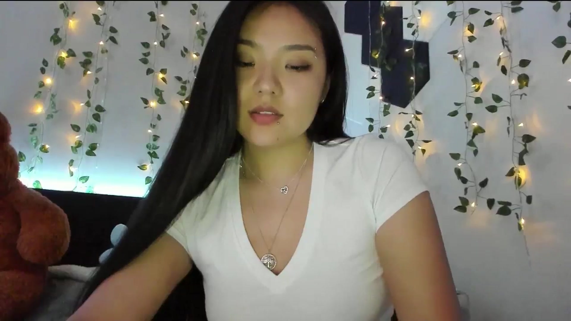 Gallery image thumbnail from Melody__K's myfreecams stream on, 03/26/2024, 05:01 image 15 of 20