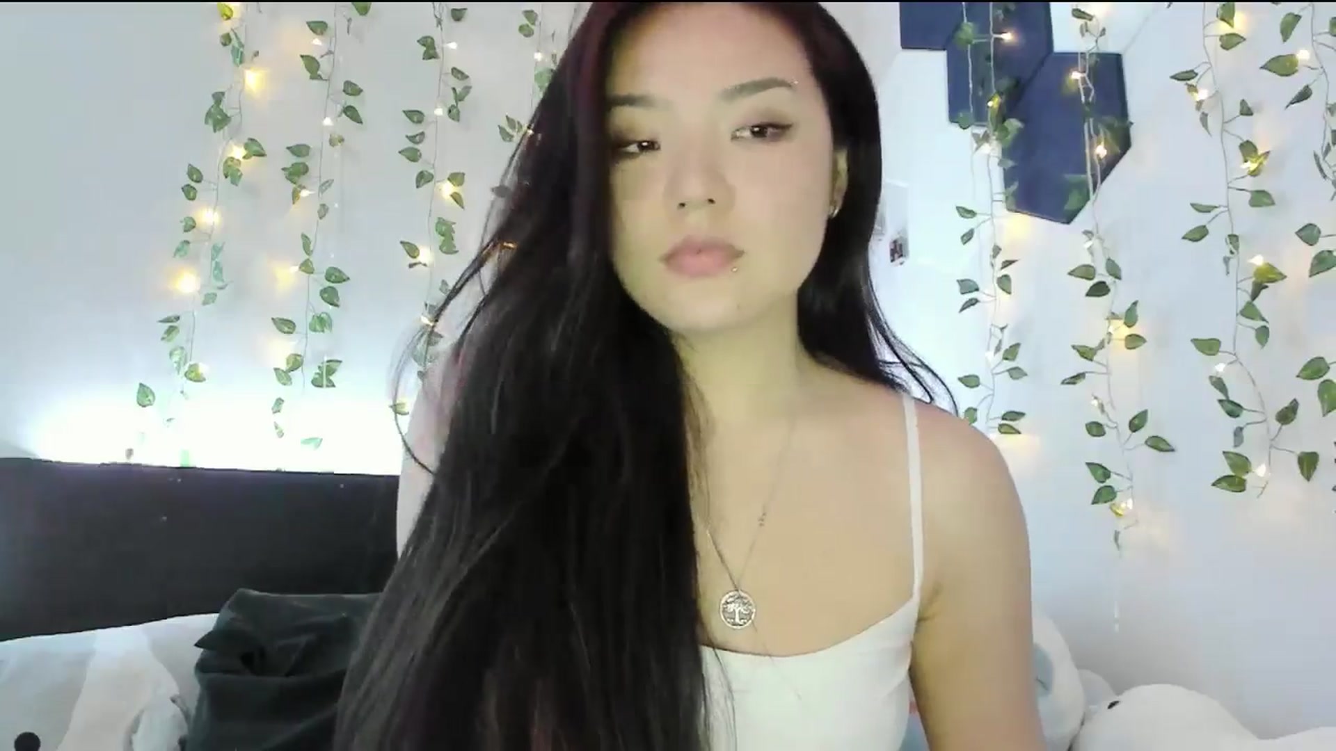 Gallery image thumbnail from Melody__K's myfreecams stream on, 05/10/2024, 04:55 image 12 of 20