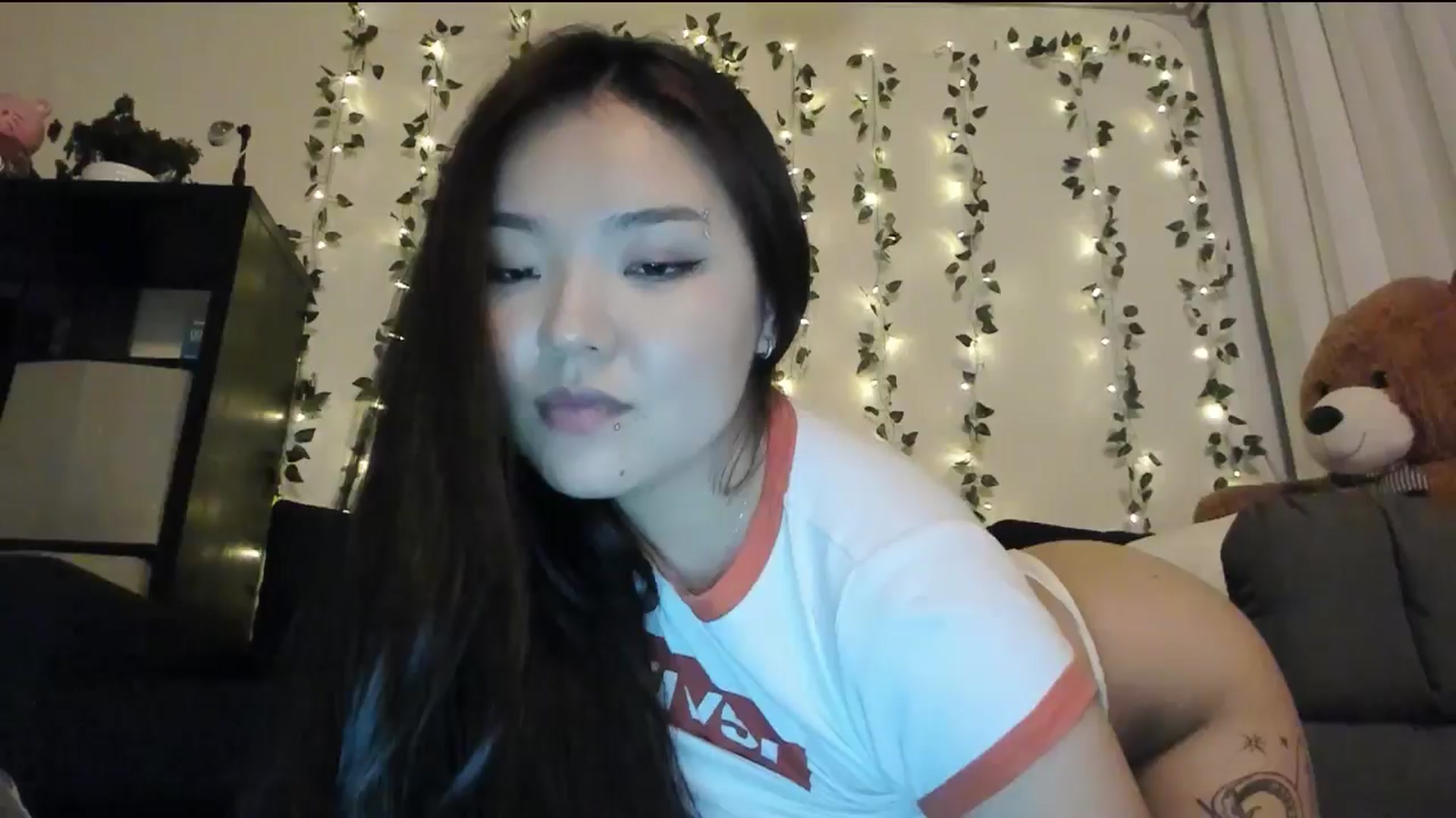 Gallery image thumbnail from Melody__K's myfreecams stream on, 06/12/2024, 06:30 image 13 of 20