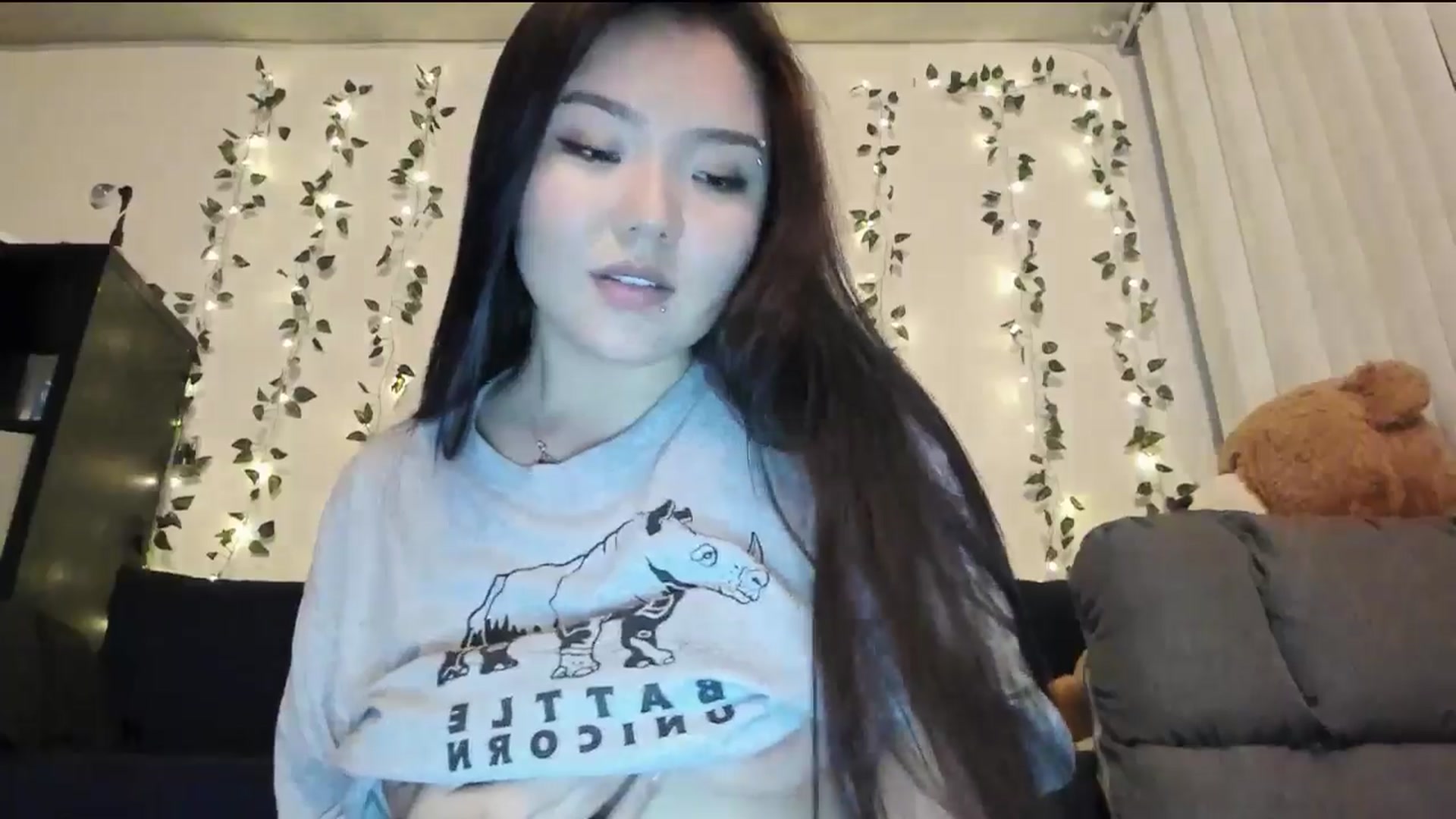 Gallery image thumbnail from Melody__K's myfreecams stream on, 06/22/2024, 05:41 image 14 of 20