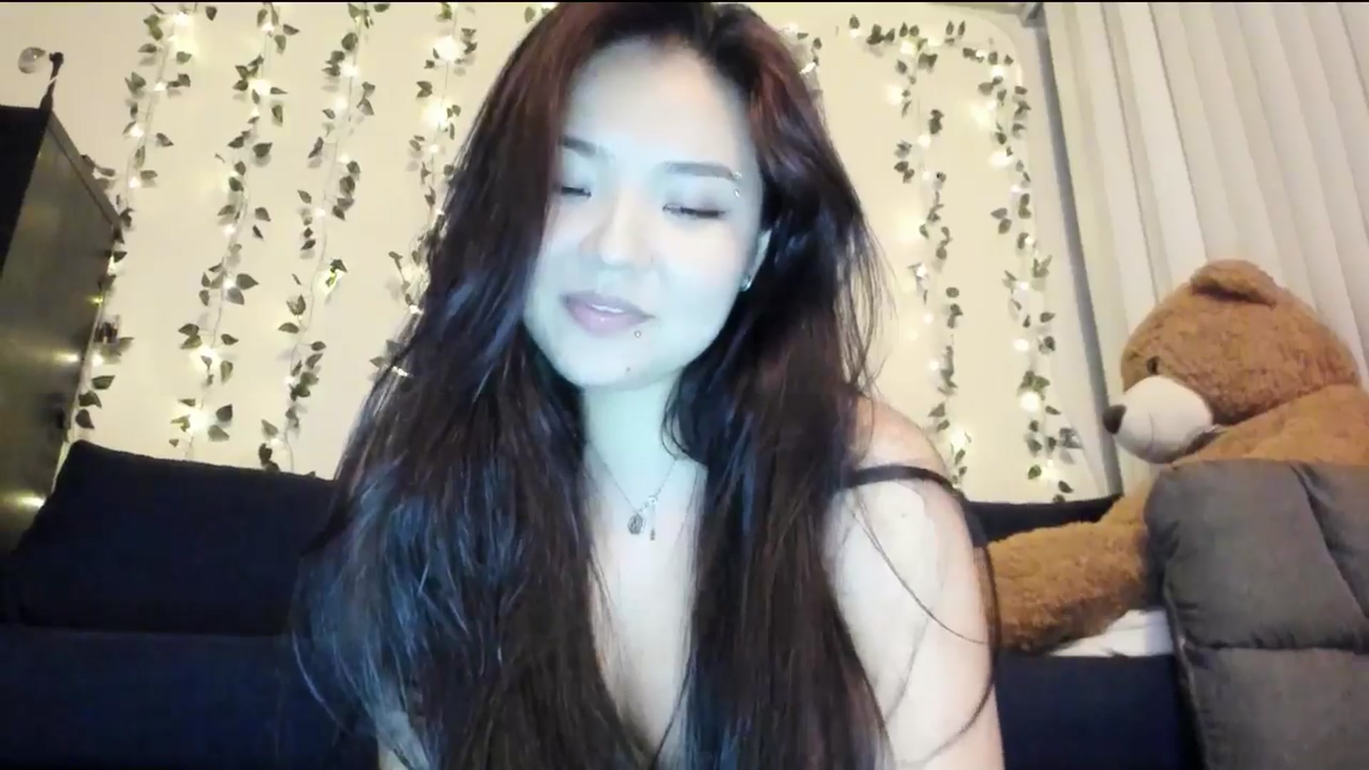 Gallery image thumbnail from Melody__K's myfreecams stream on, 07/03/2024, 08:48 image 5 of 20