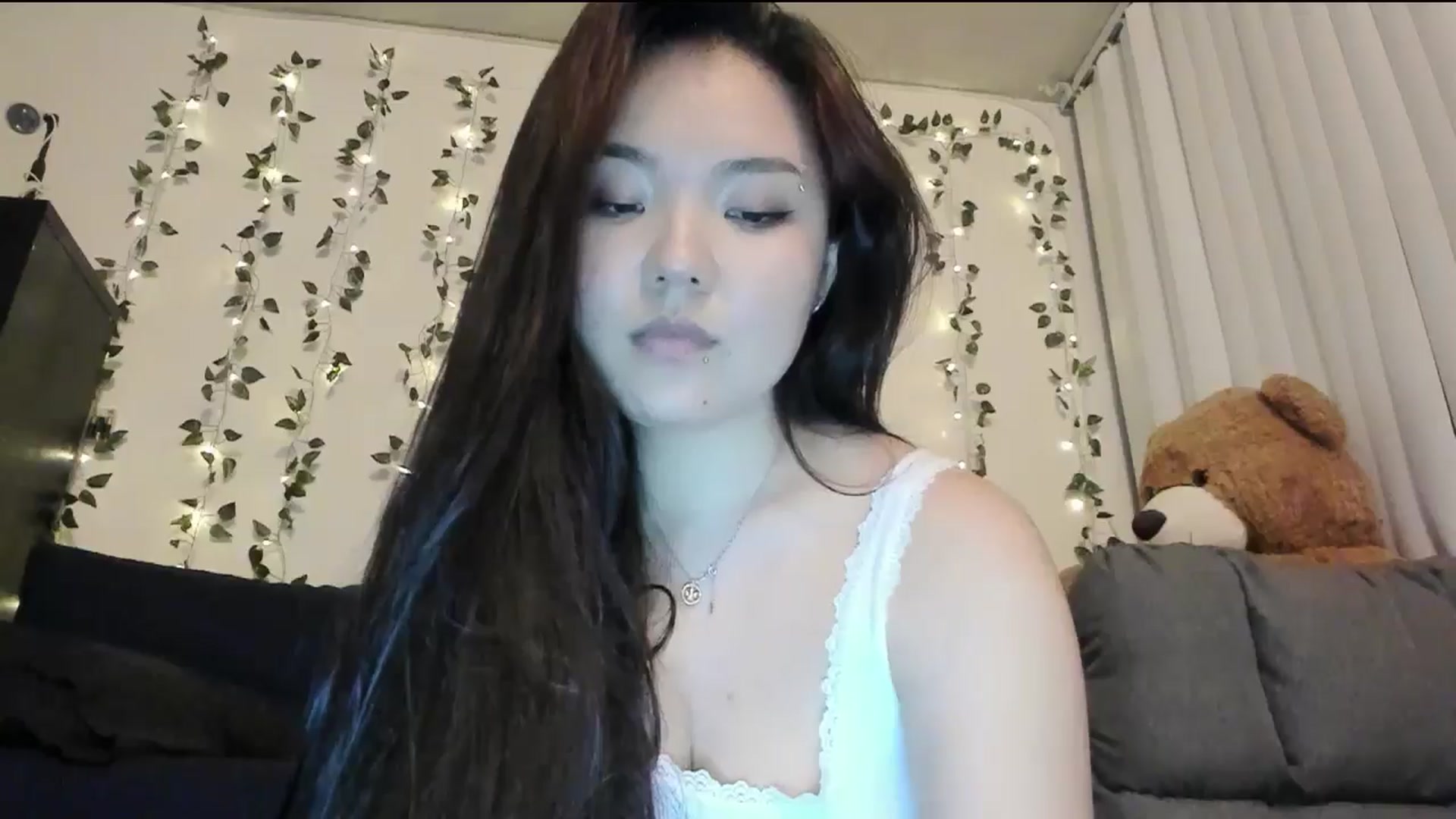 Gallery image thumbnail from Melody__K's myfreecams stream on, 07/16/2024, 06:59 image 16 of 20