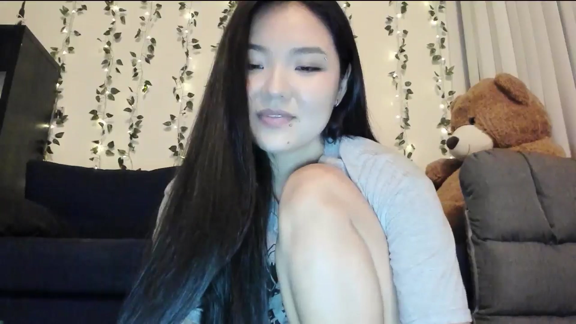 Gallery image thumbnail from Melody__K's myfreecams stream on, 07/31/2024, 06:08 image 12 of 20