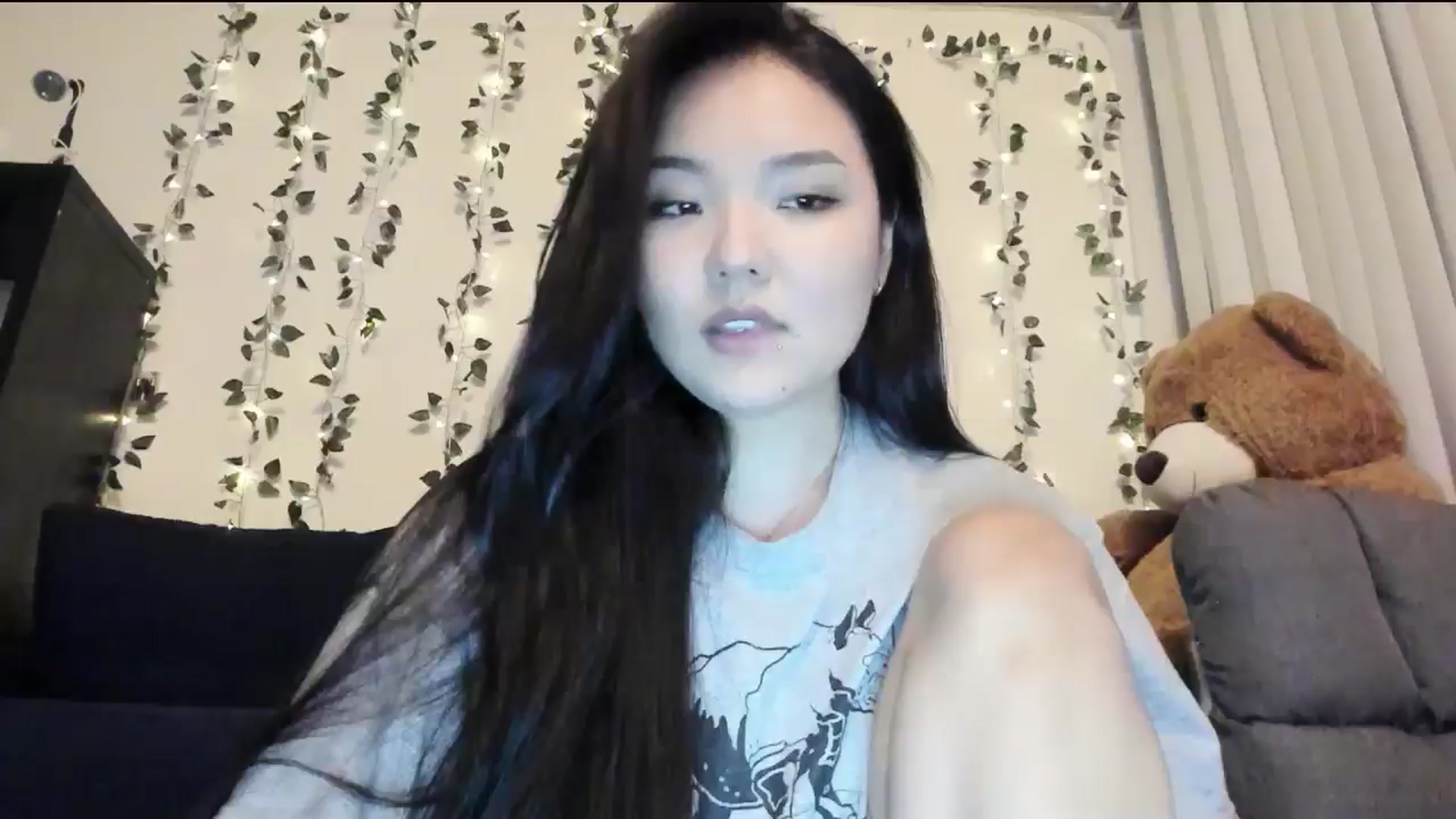 Gallery image thumbnail from Melody__K's myfreecams stream on, 07/31/2024, 08:00 image 1 of 20