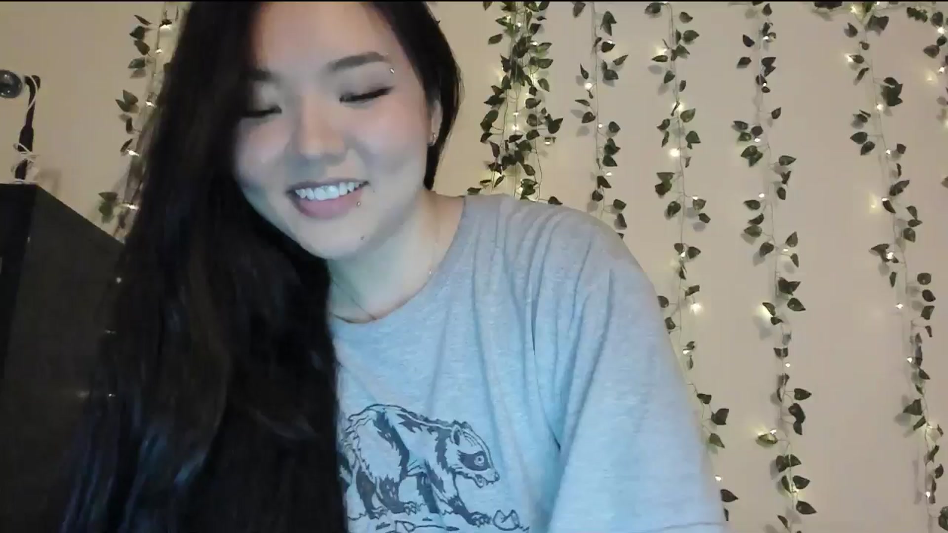 Gallery image thumbnail from Melody__K's myfreecams stream on, 08/07/2024, 07:02 image 10 of 20