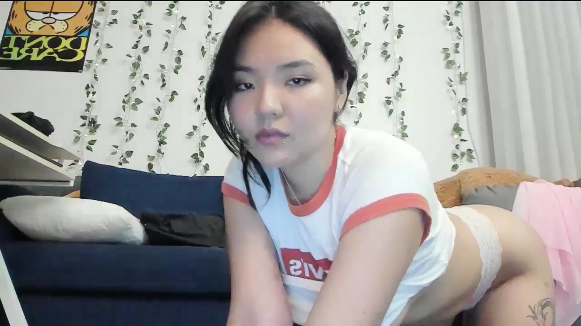 Gallery image thumbnail from Melody__K's myfreecams stream on, 09/06/2024, 06:53 image 15 of 20
