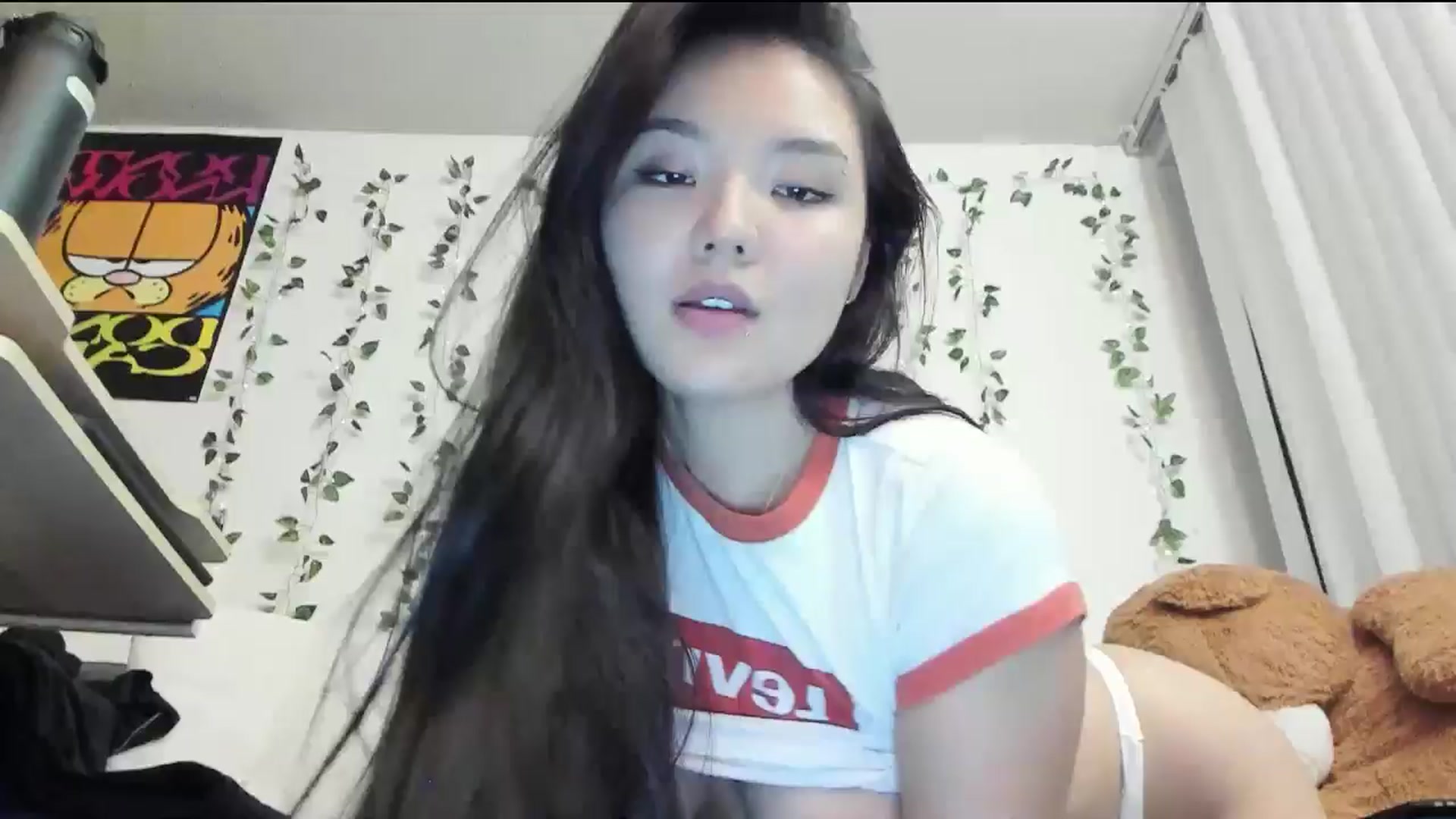 Gallery image thumbnail from Melody__K's myfreecams stream on, 10/05/2024, 08:20 image 1 of 20