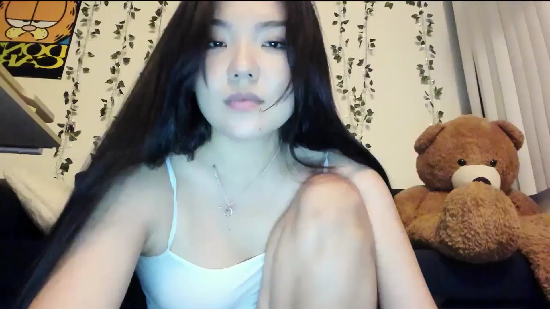 Gallery image thumbnail from Melody__K's myfreecams stream on, 10/23/2024, 07:15 image 5 of 20