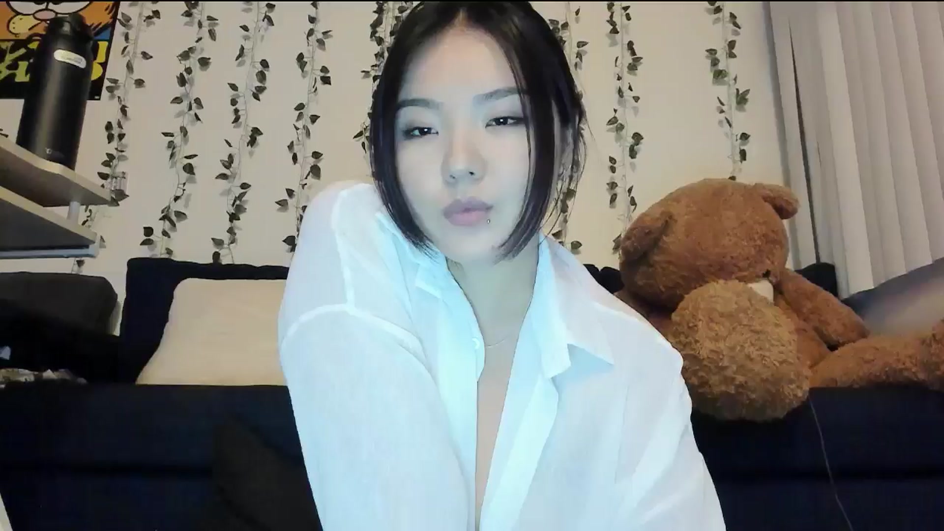 Gallery image thumbnail from Melody__K's myfreecams stream on, 10/30/2024, 07:57 image 1 of 20