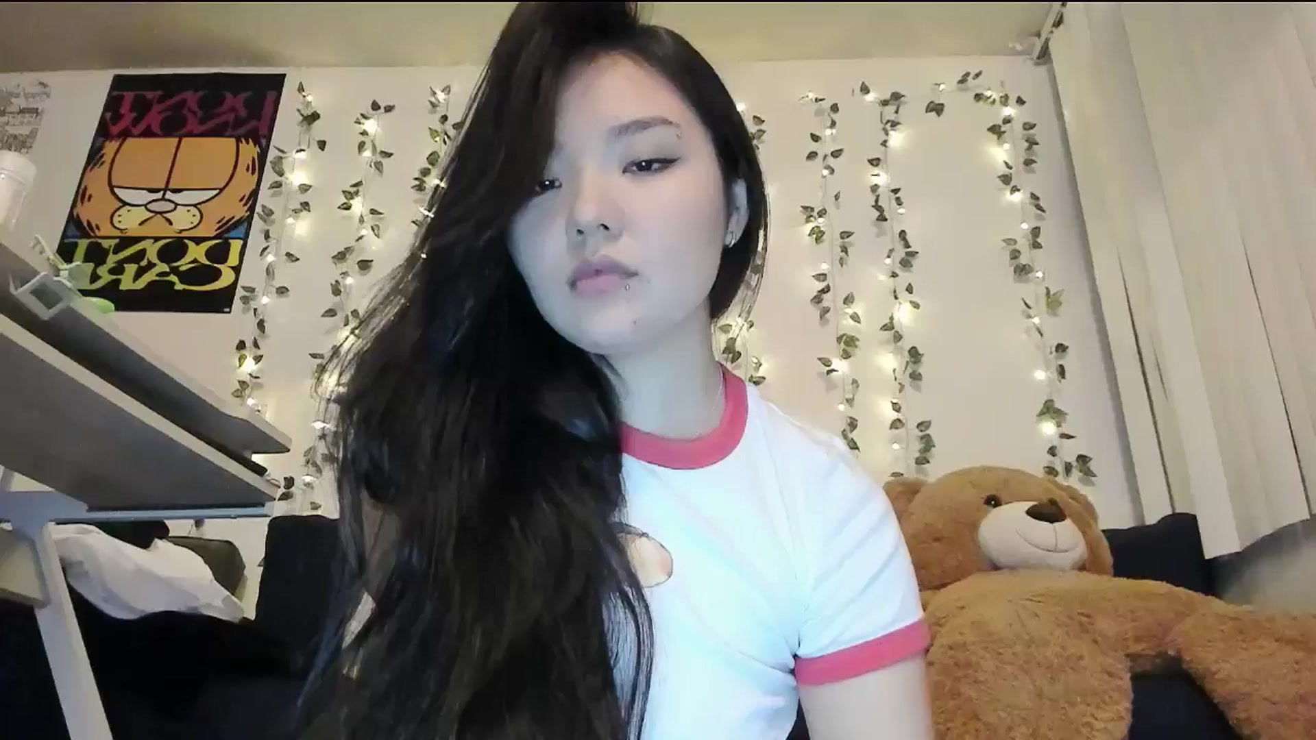 Gallery image thumbnail from Melody__K's myfreecams stream on, 10/31/2024, 09:49 image 1 of 20