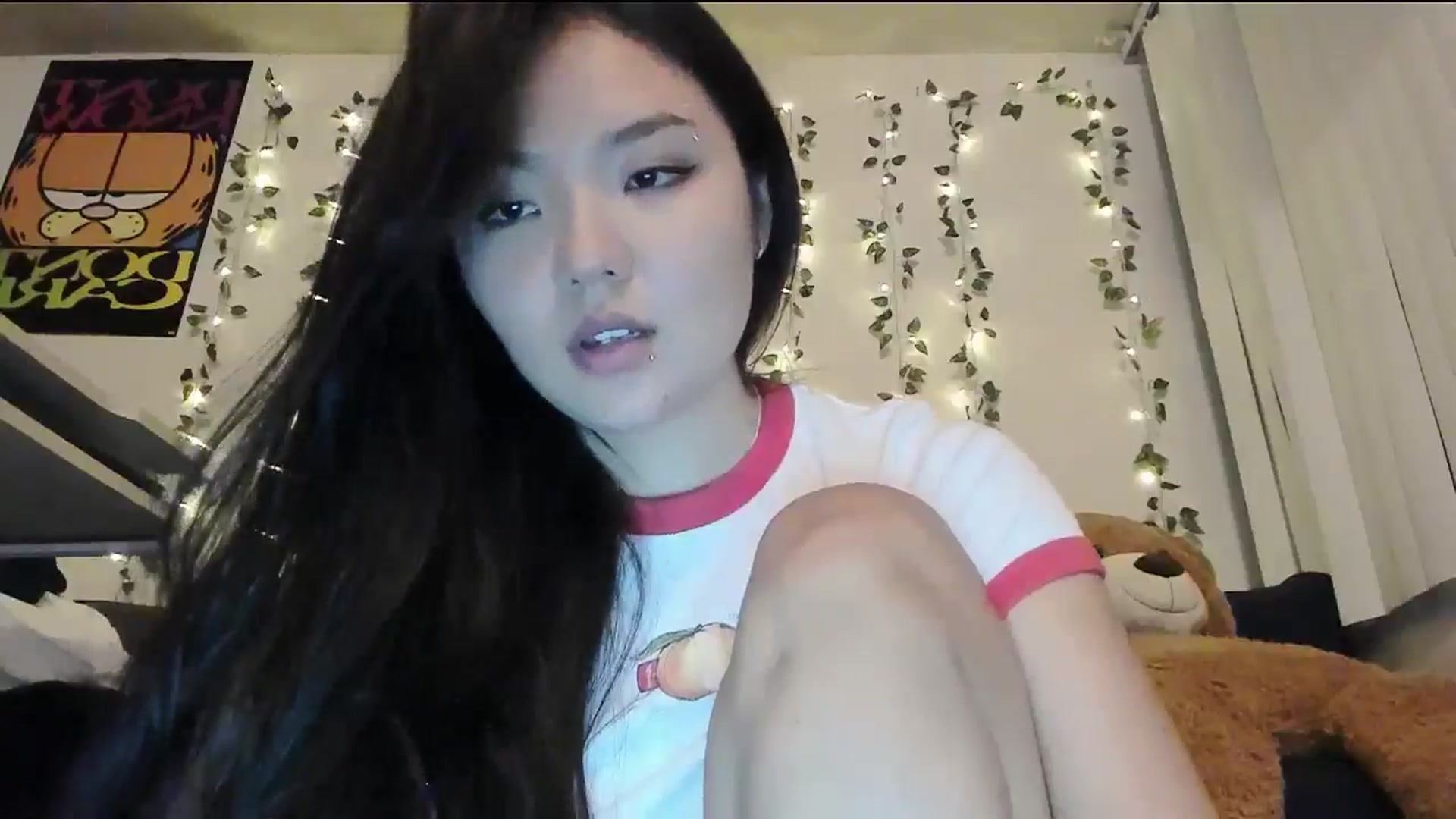 Gallery image thumbnail from Melody__K's myfreecams stream on, 10/31/2024, 09:49 image 14 of 20