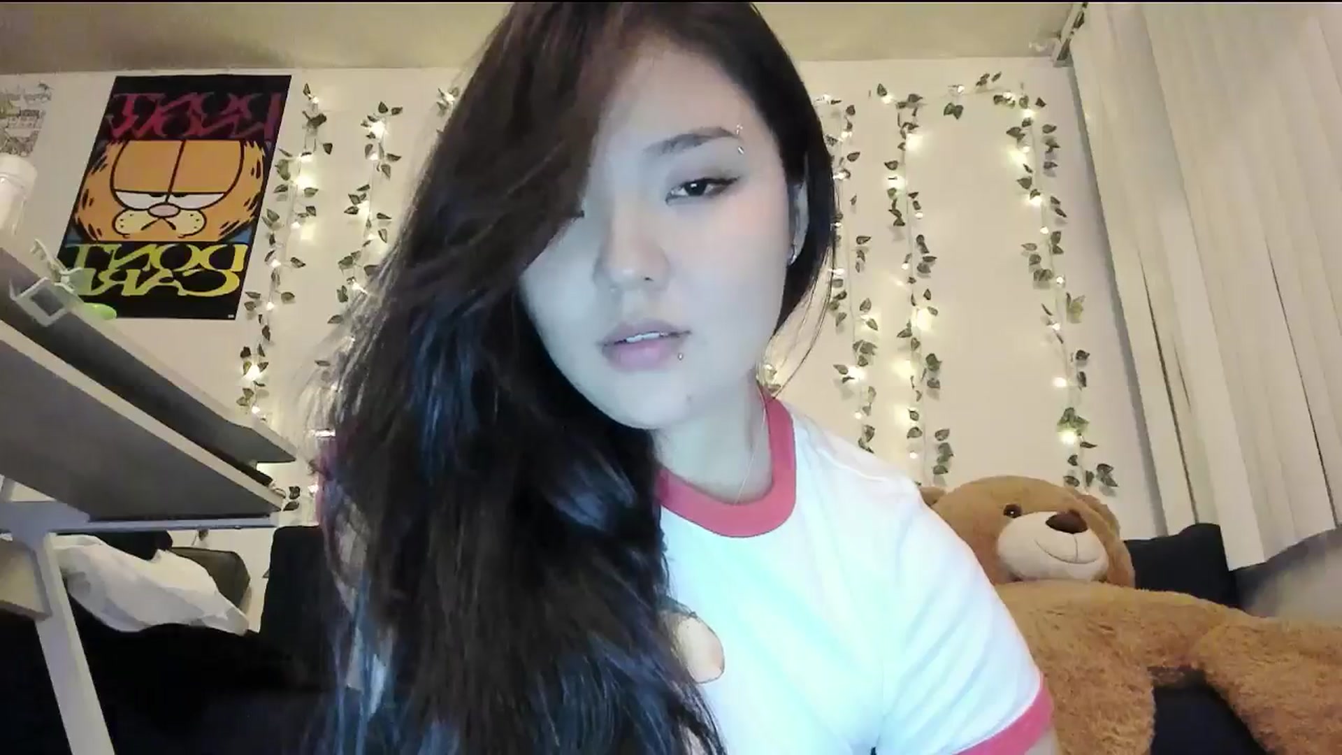 Gallery image thumbnail from Melody__K's myfreecams stream on, 10/31/2024, 09:49 image 3 of 20