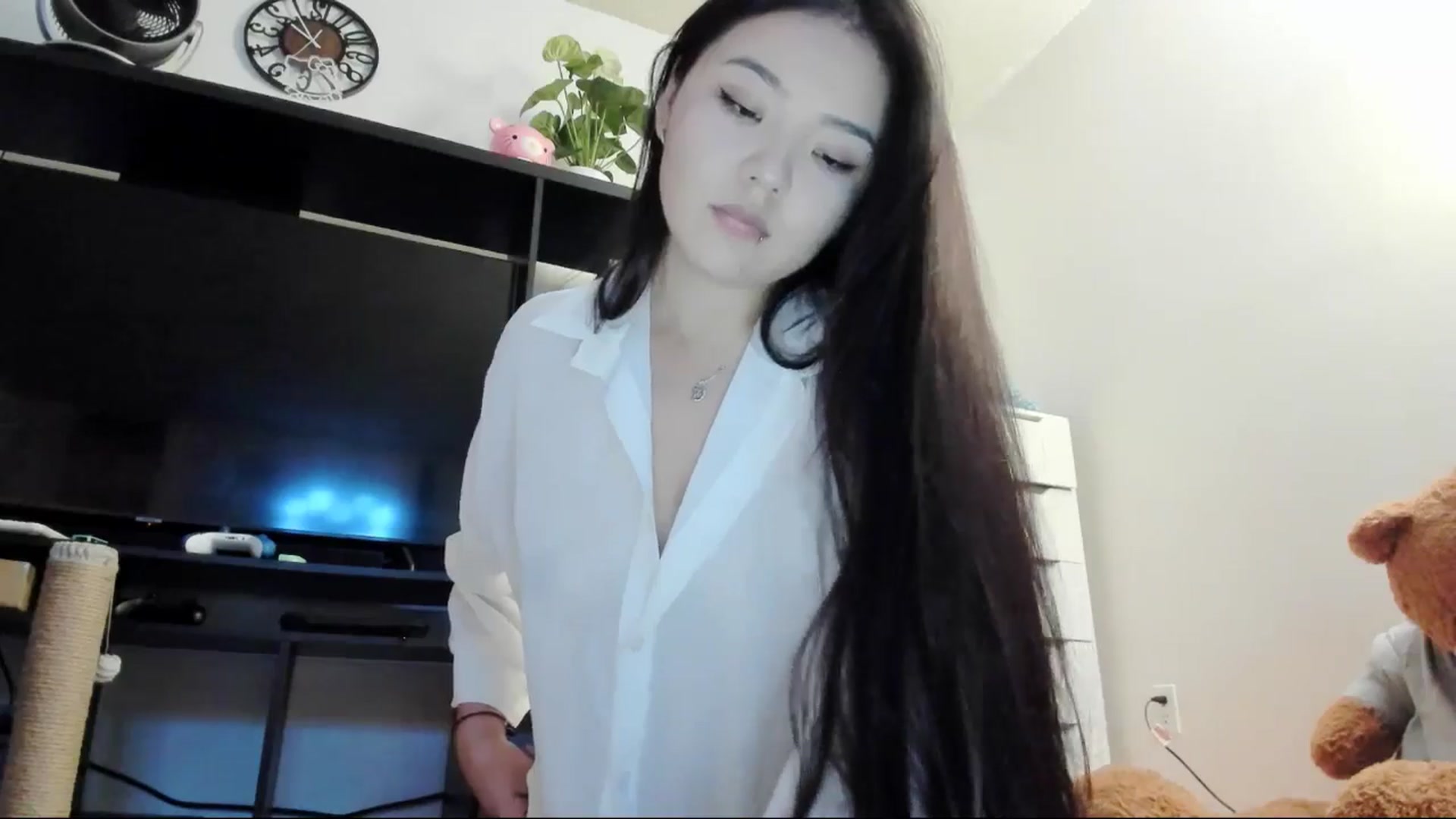 Gallery image thumbnail from Melody__K's myfreecams stream on, 12/27/2024, 10:29 image 4 of 20