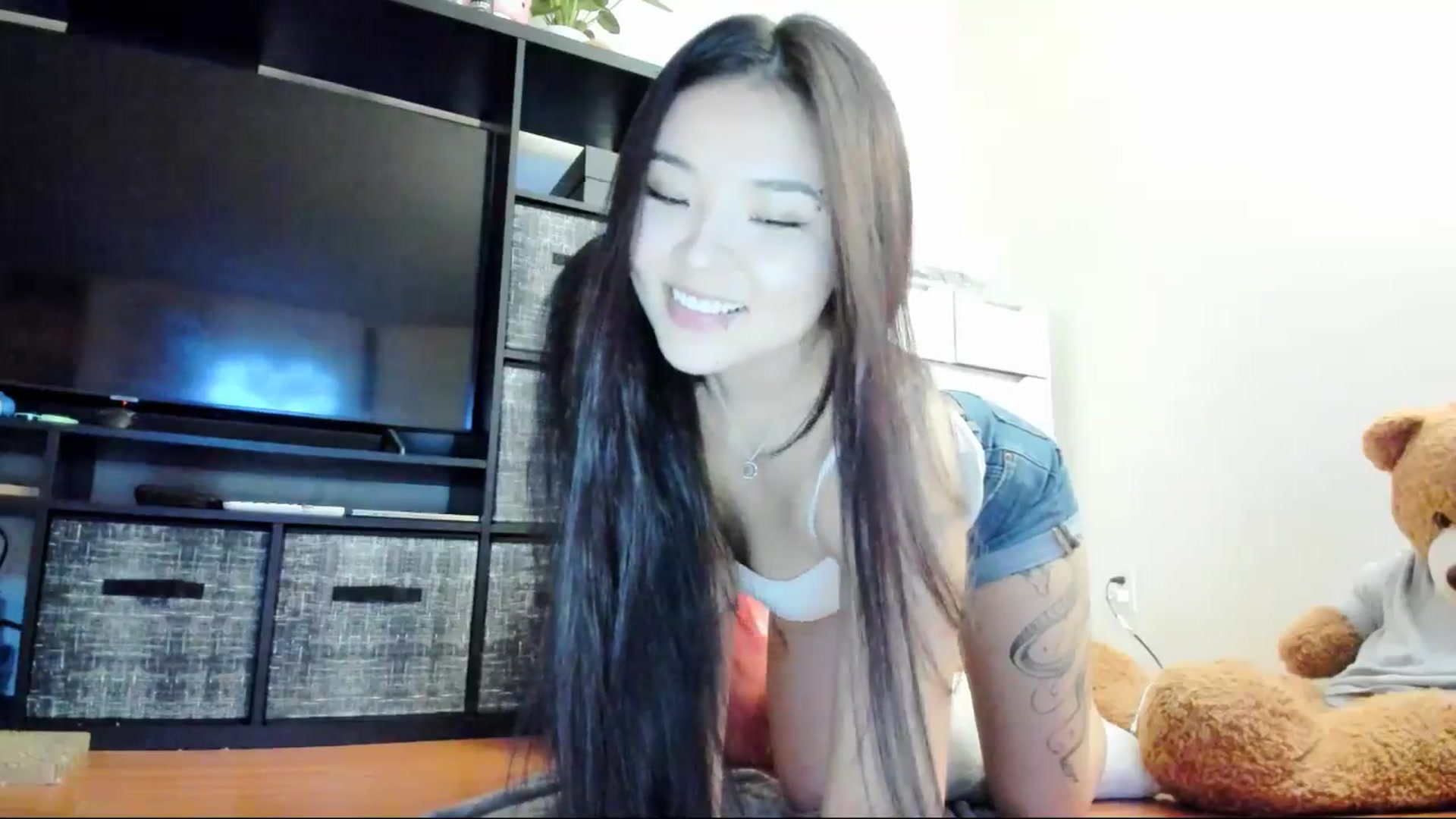 Gallery image thumbnail from Melody__K's myfreecams stream on, 01/07/2025, 08:03 image 6 of 20