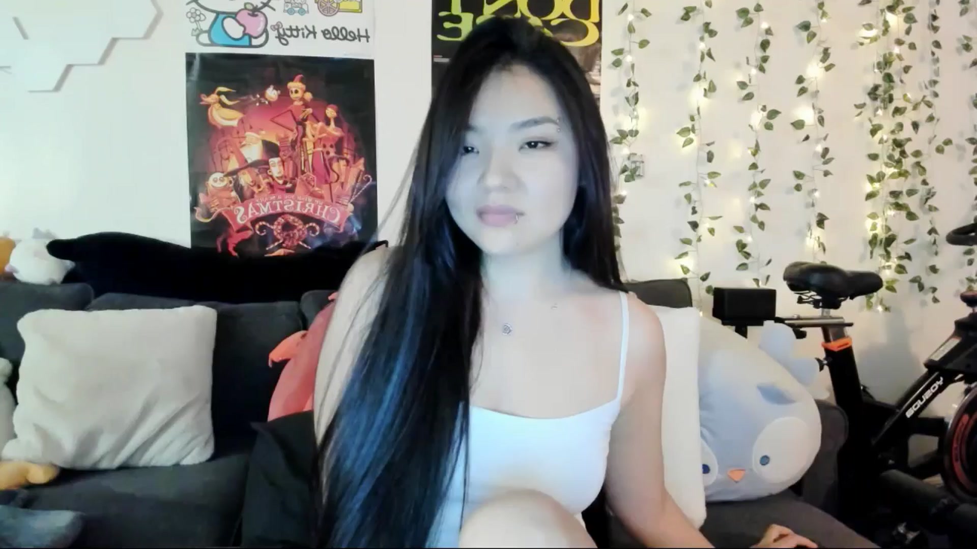 Gallery image thumbnail from Melody__K's myfreecams stream on, 02/08/2025, 08:34 image 1 of 20