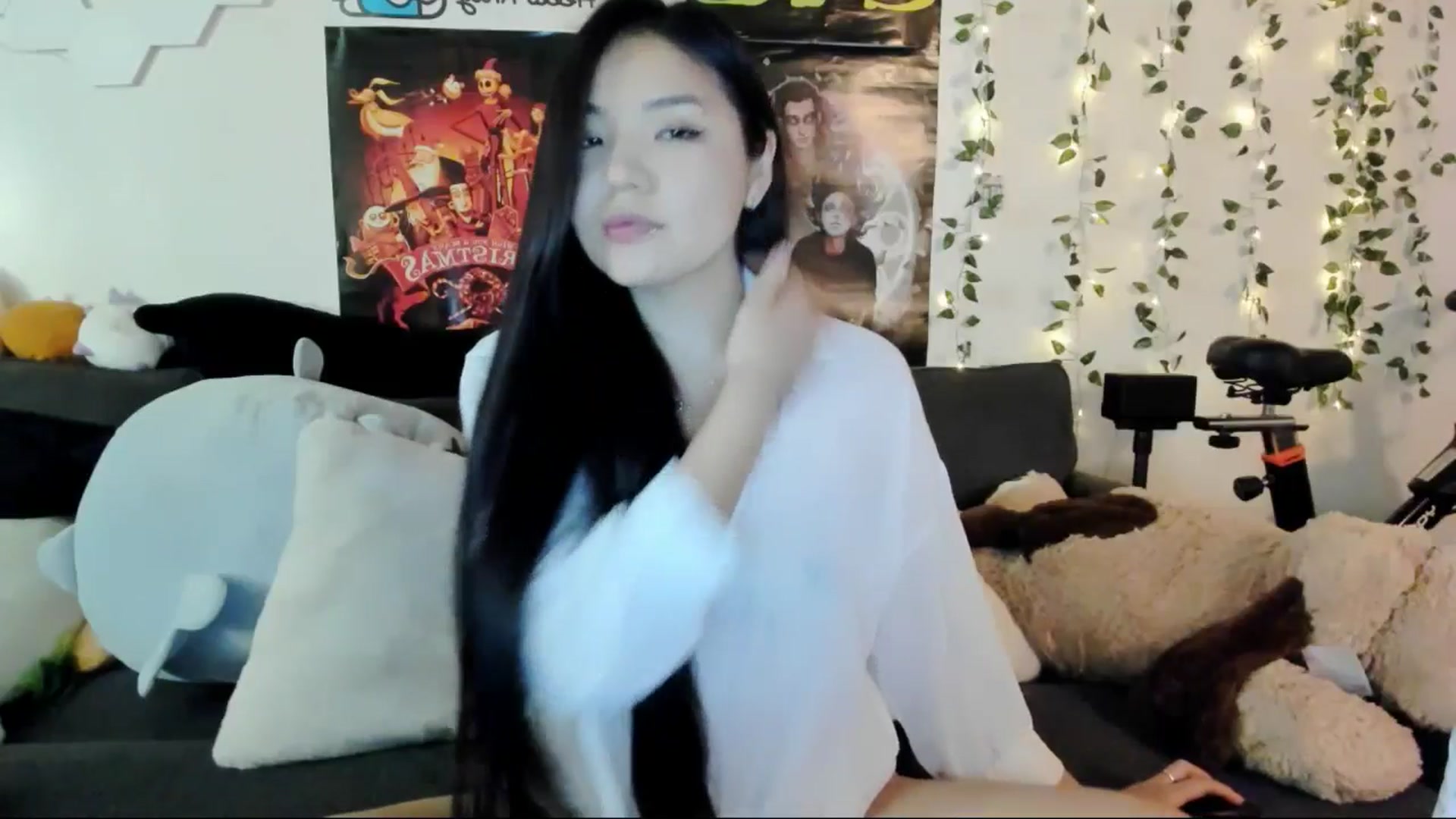 Gallery image thumbnail from Melody__K's myfreecams stream on, 02/13/2025, 08:20 image 9 of 20
