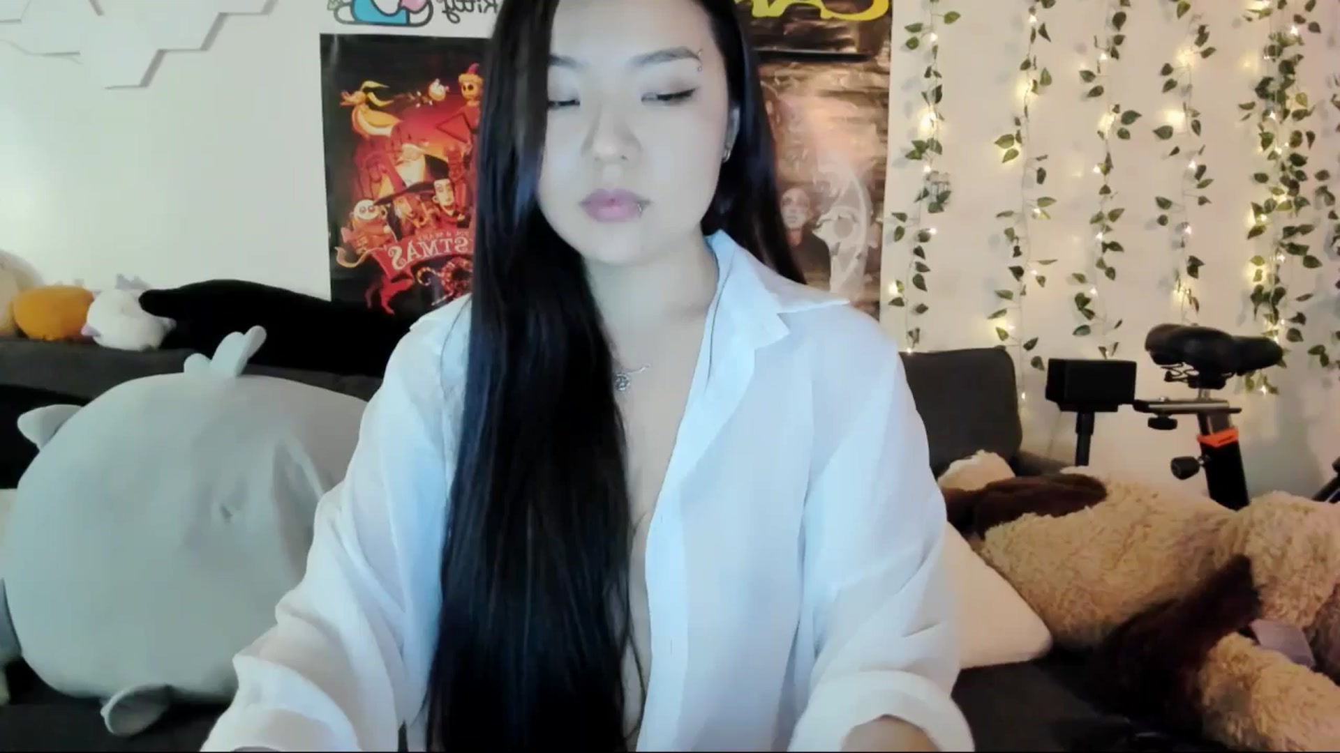 Gallery image thumbnail from Melody__K's myfreecams stream on, 02/13/2025, 09:32 image 18 of 20