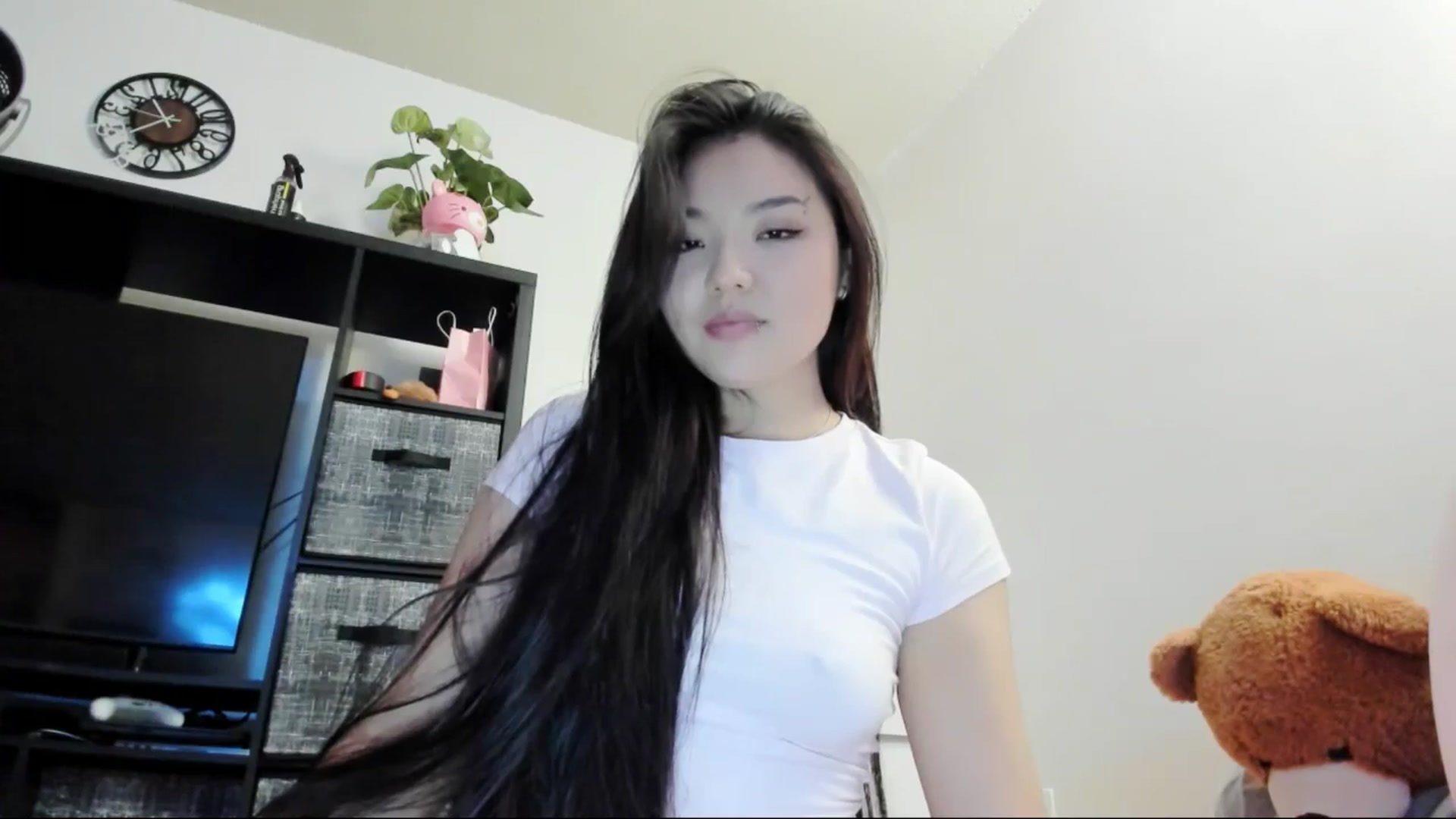 Gallery image thumbnail from Melody__K's myfreecams stream on, 02/14/2025, 09:29 image 15 of 20