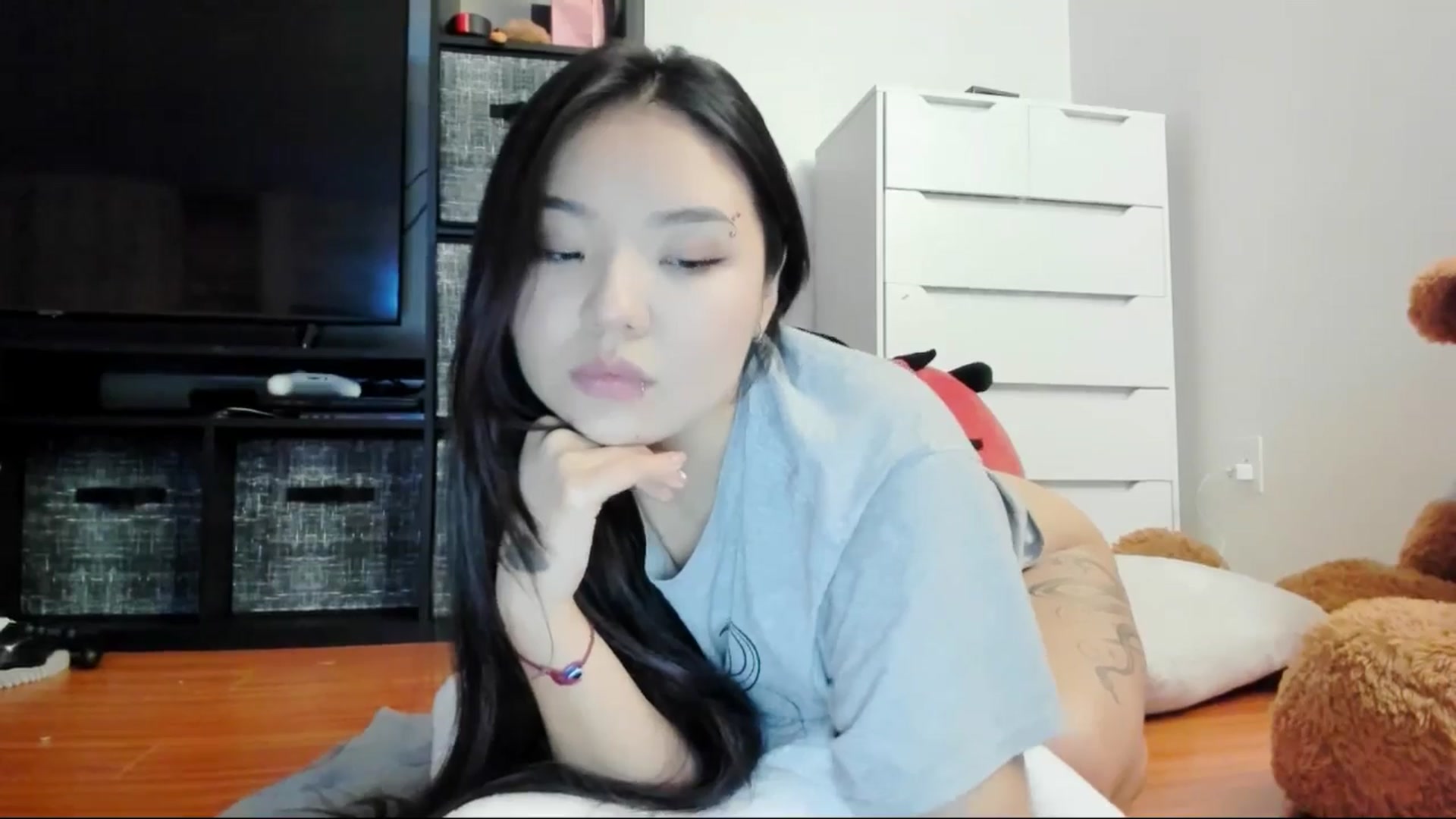 Gallery image thumbnail from Melody__K's myfreecams stream on, 02/14/2025, 10:33 image 5 of 20