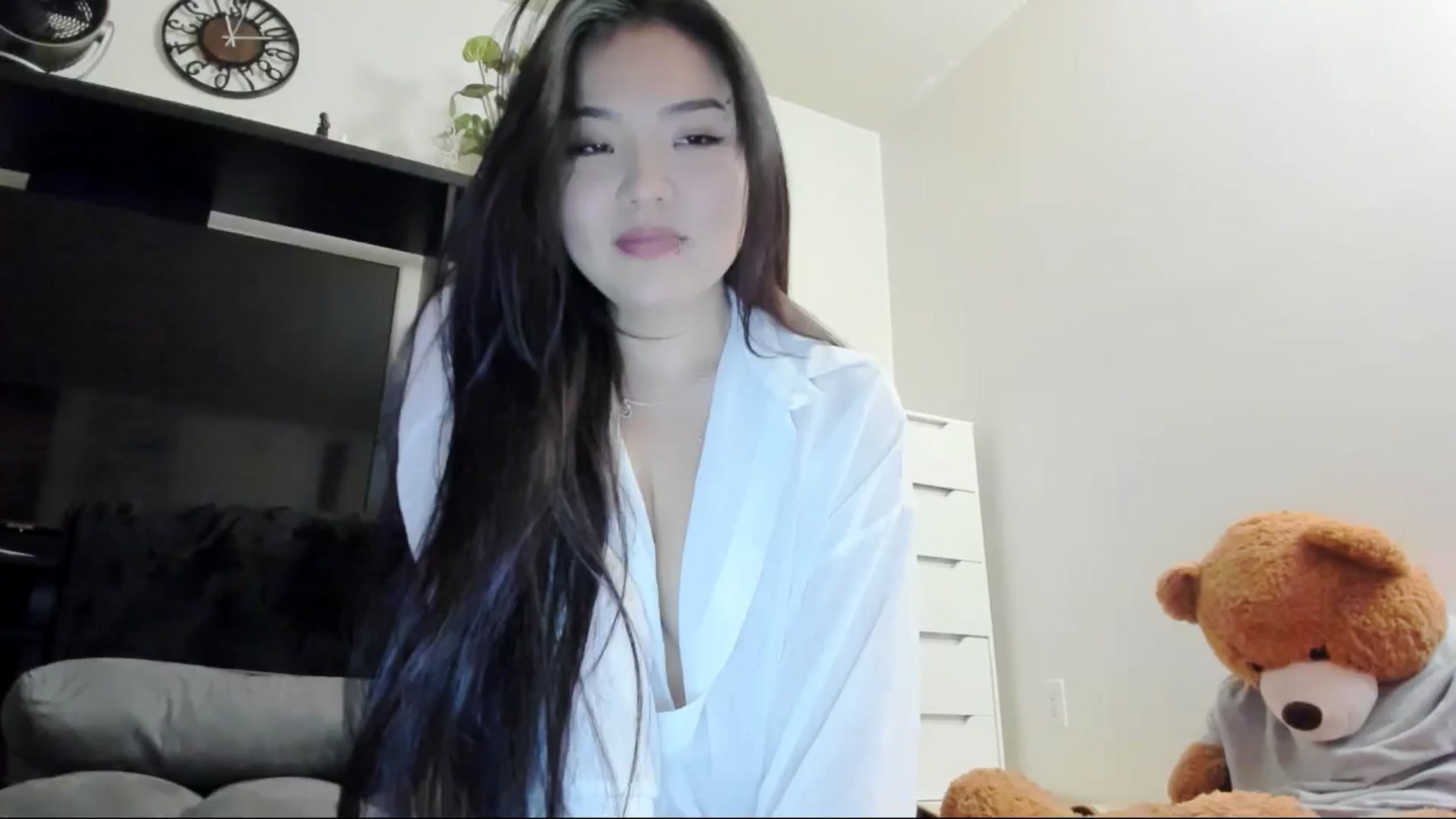 Gallery image thumbnail from Melody__K's myfreecams stream on, 03/25/2025, 08:58 image 1 of 20
