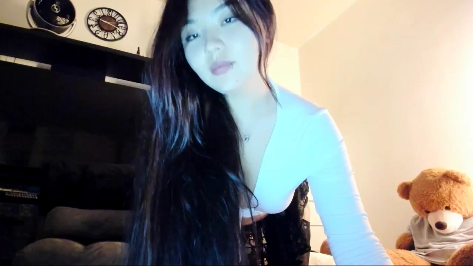 Gallery image thumbnail from Melody__K's myfreecams stream on, 03/30/2025, 10:00 image 6 of 20