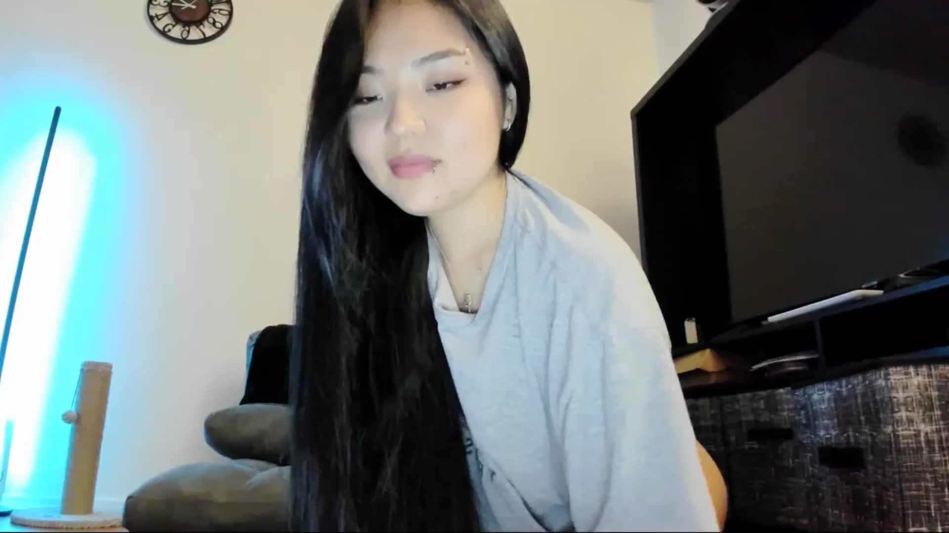 Gallery image thumbnail from Melody__K's myfreecams stream on, 04/10/2025, 10:27 image 10 of 20