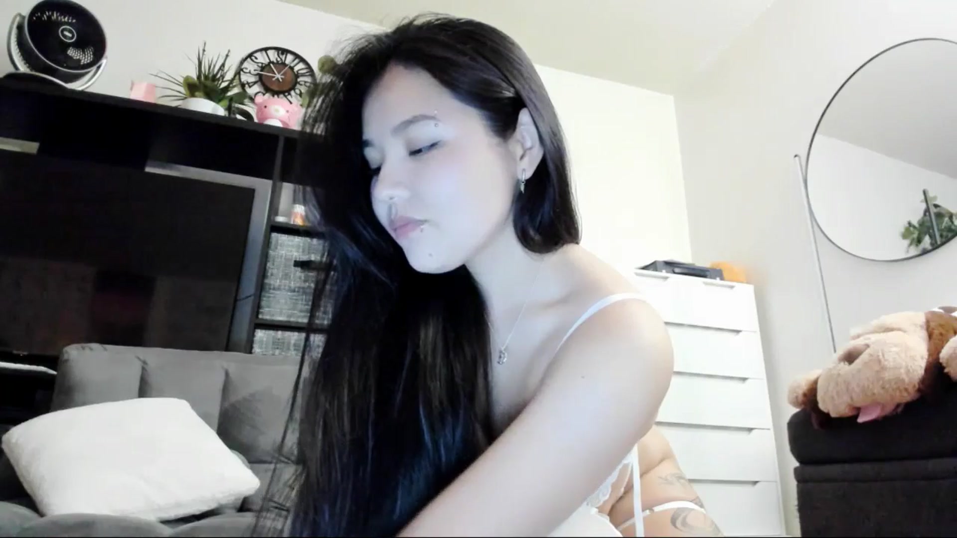 Gallery image thumbnail from Melody__K's myfreecams stream on, 06/06/2025, 08:30 image 4 of 20