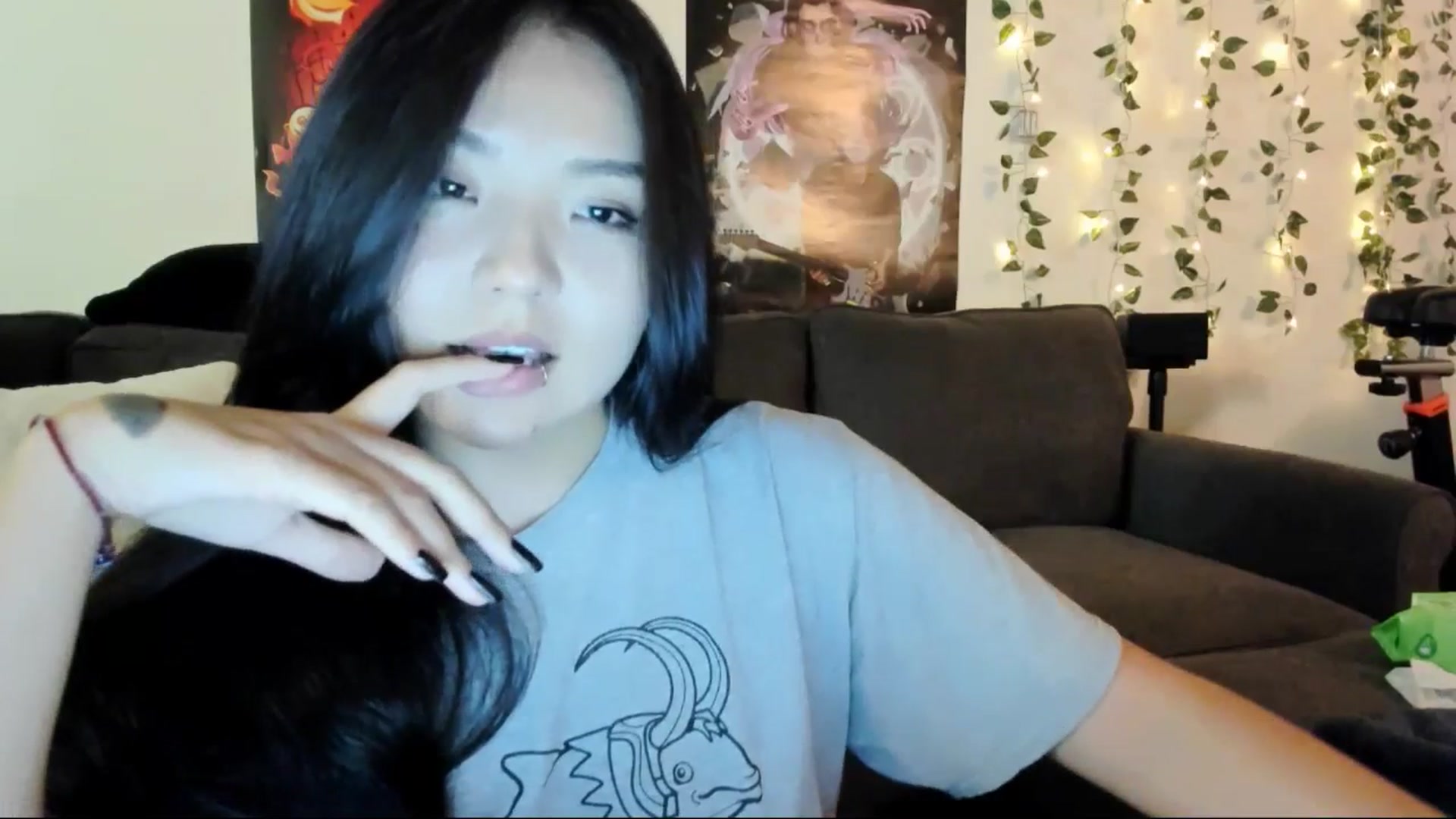 Gallery image thumbnail from Melody__K's myfreecams stream on, 06/14/2025, 08:24 image 18 of 20