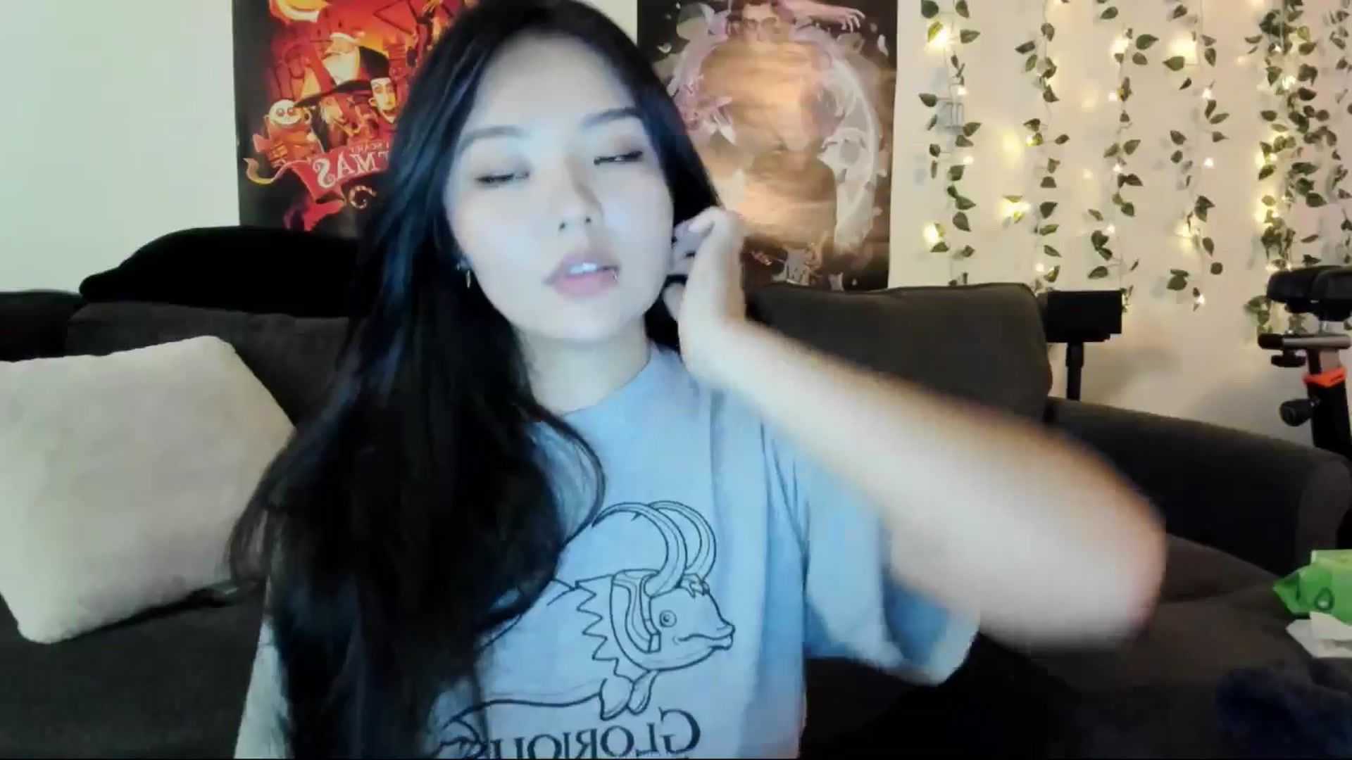 Gallery image thumbnail from Melody__K's myfreecams stream on, 06/14/2025, 08:24 image 17 of 20