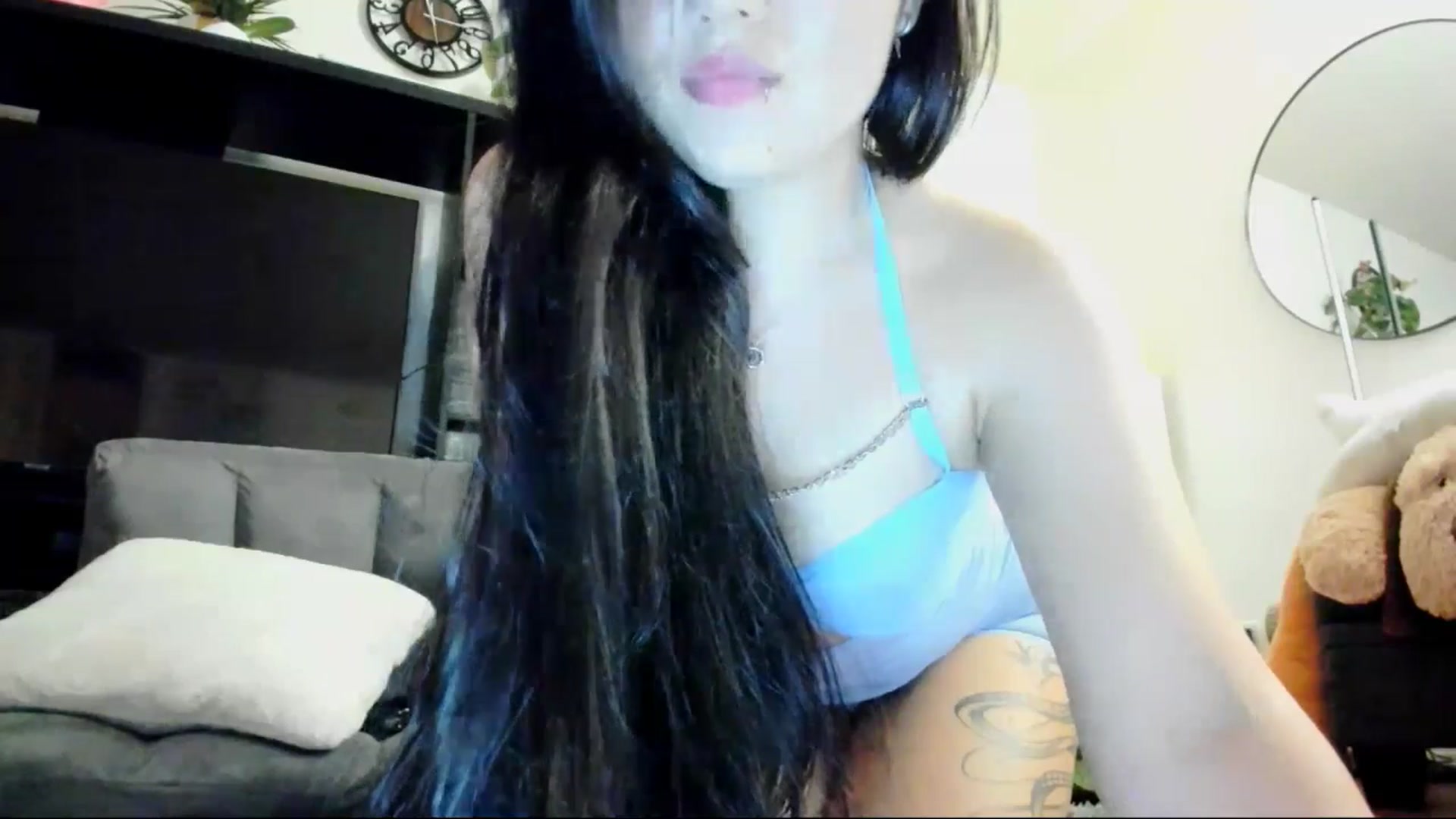 Gallery image thumbnail from Melody__K's myfreecams stream on, 07/11/2025, 07:51 image 14 of 20