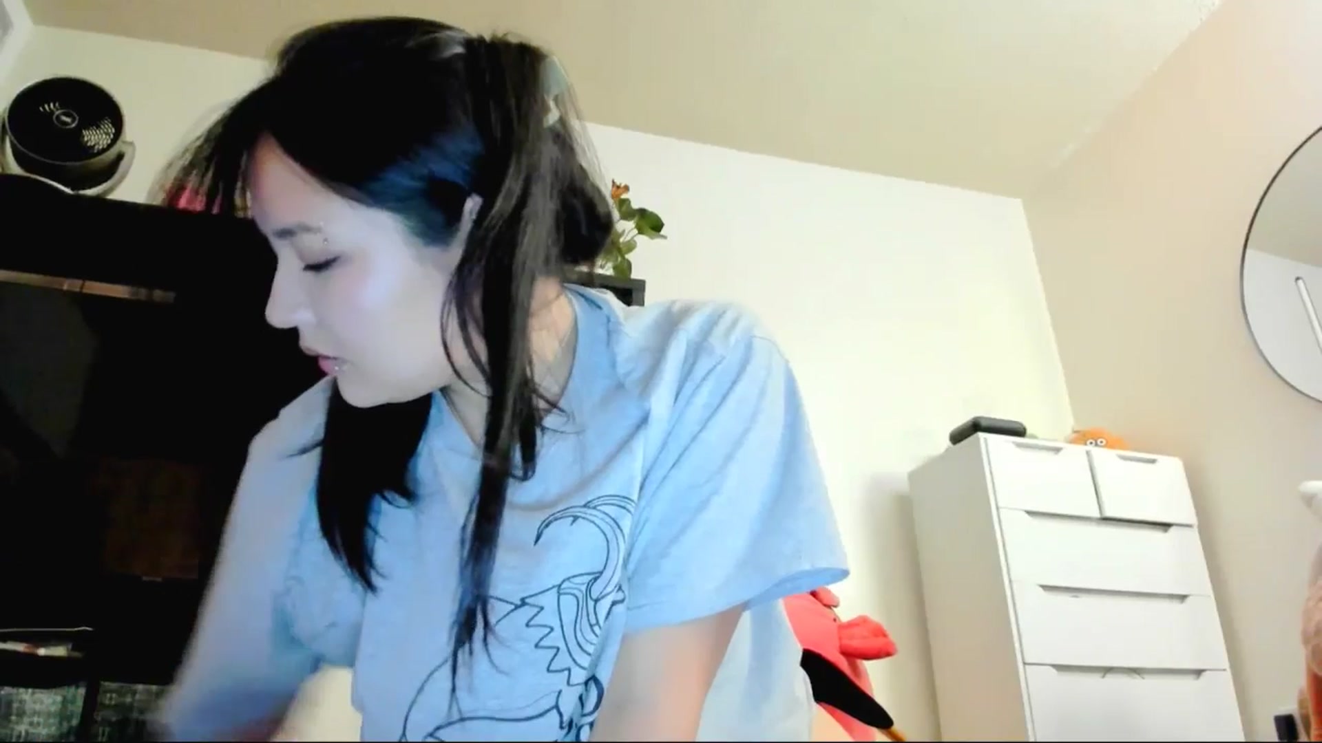Gallery image thumbnail from Melody__K's myfreecams stream on, 07/16/2025, 07:10 image 14 of 20