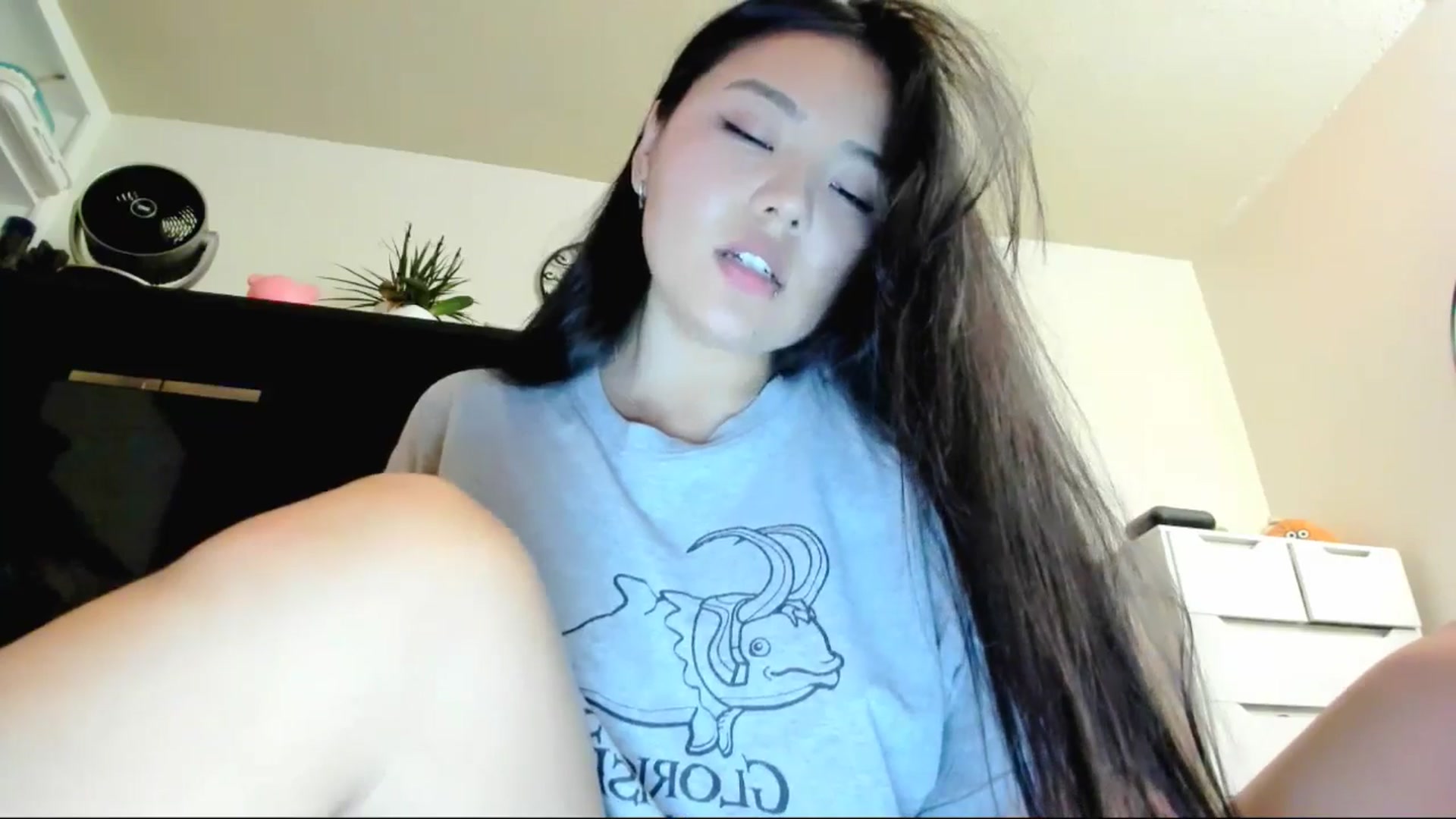 Gallery image thumbnail from Melody__K's myfreecams stream on, 07/16/2025, 09:00 image 17 of 20