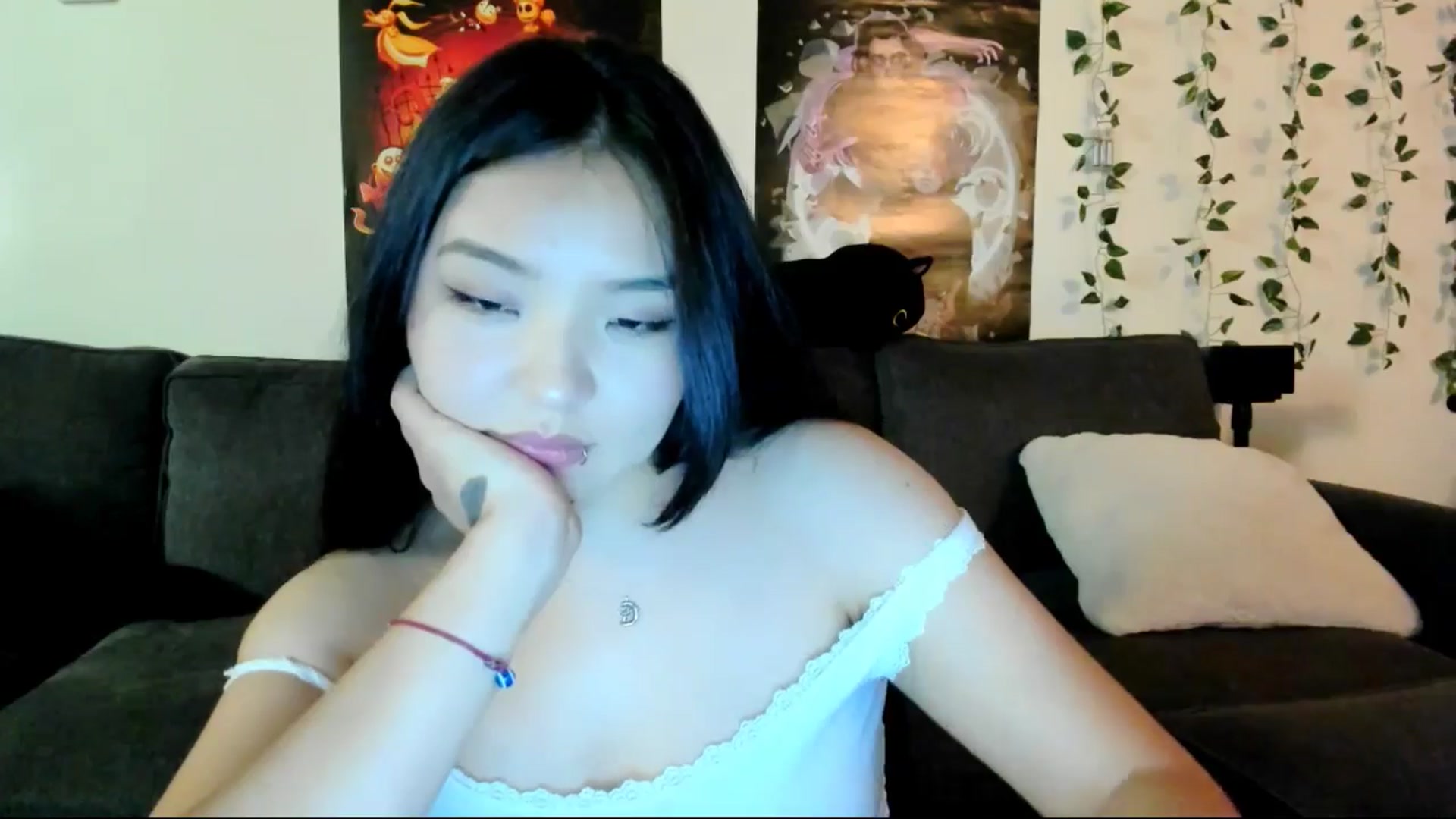 Gallery image thumbnail from Melody__K's myfreecams stream on, 07/20/2025, 08:31 image 13 of 20