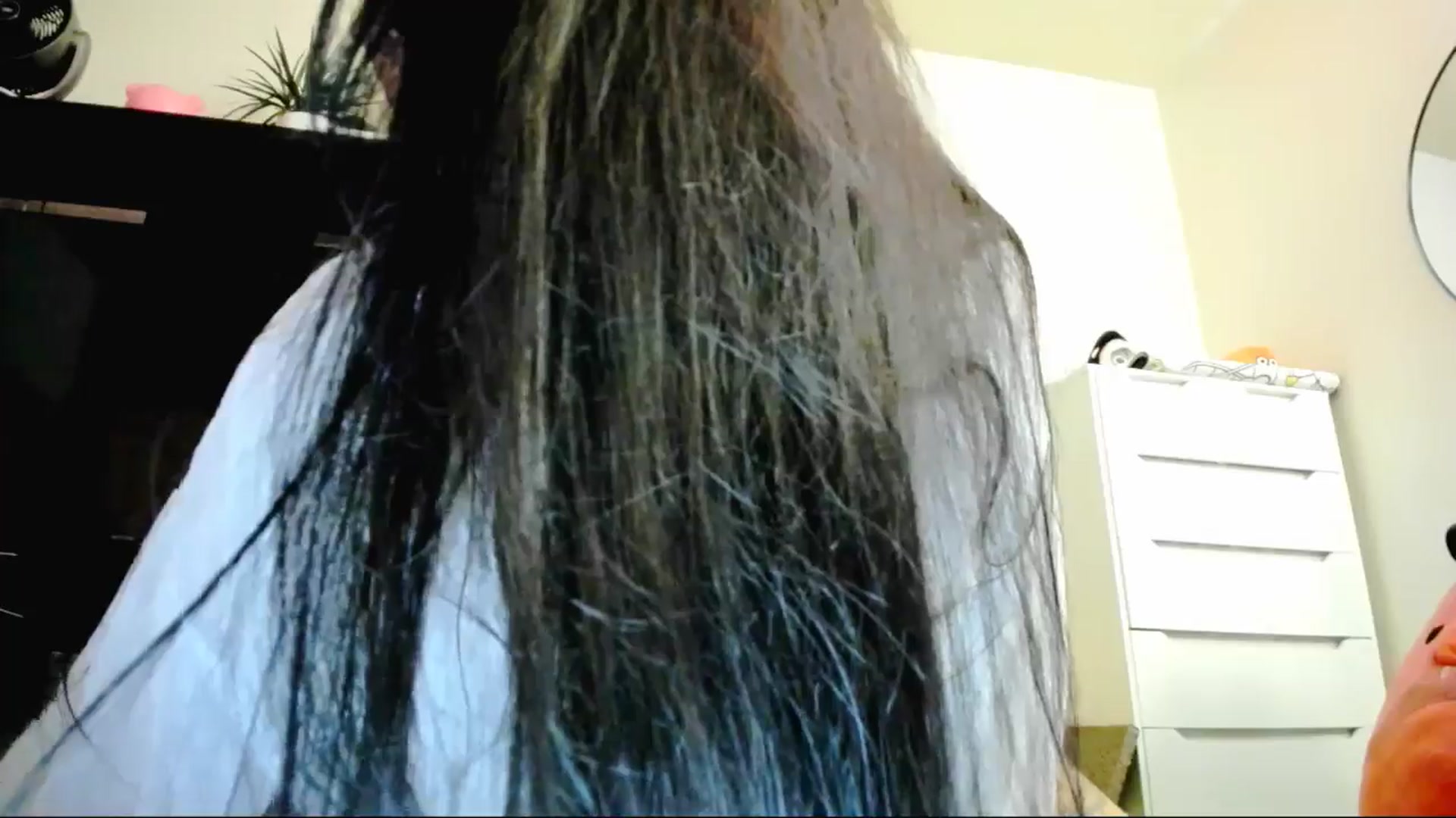 Gallery image thumbnail from Melody__K's myfreecams stream on, 07/28/2025, 09:19 image 17 of 20