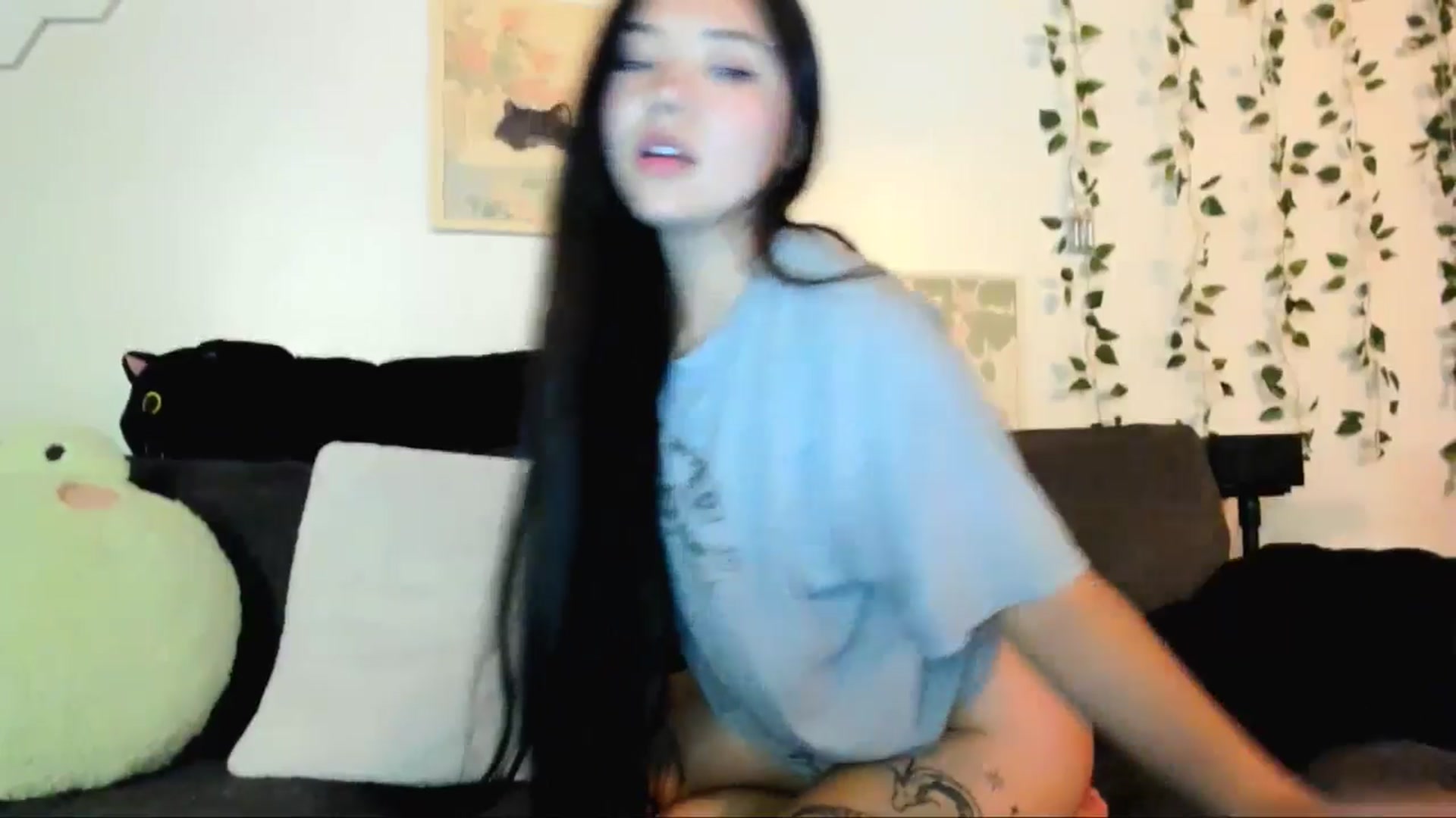 Gallery image thumbnail from Melody__K's myfreecams stream on, 07/31/2025, 09:16 image 14 of 20
