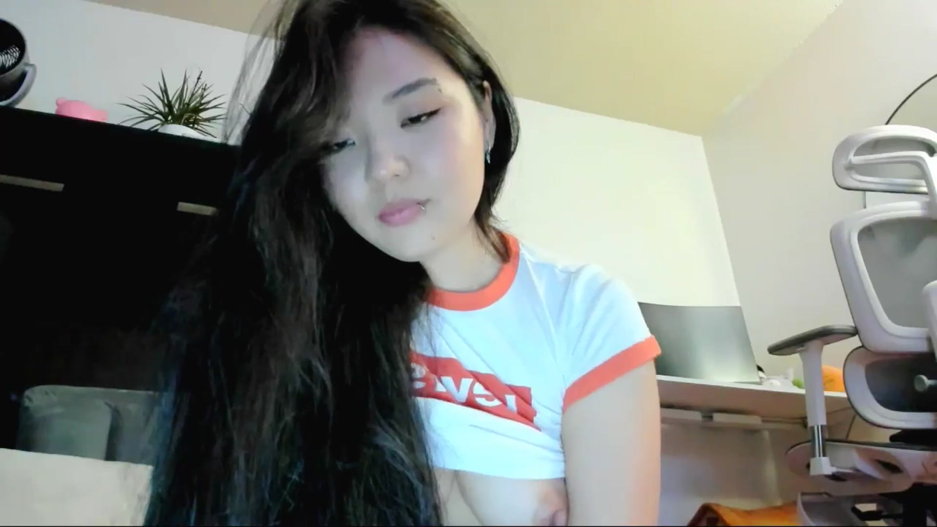 Gallery image thumbnail from Melody__K's myfreecams stream on, 08/06/2025, 08:56 image 18 of 20