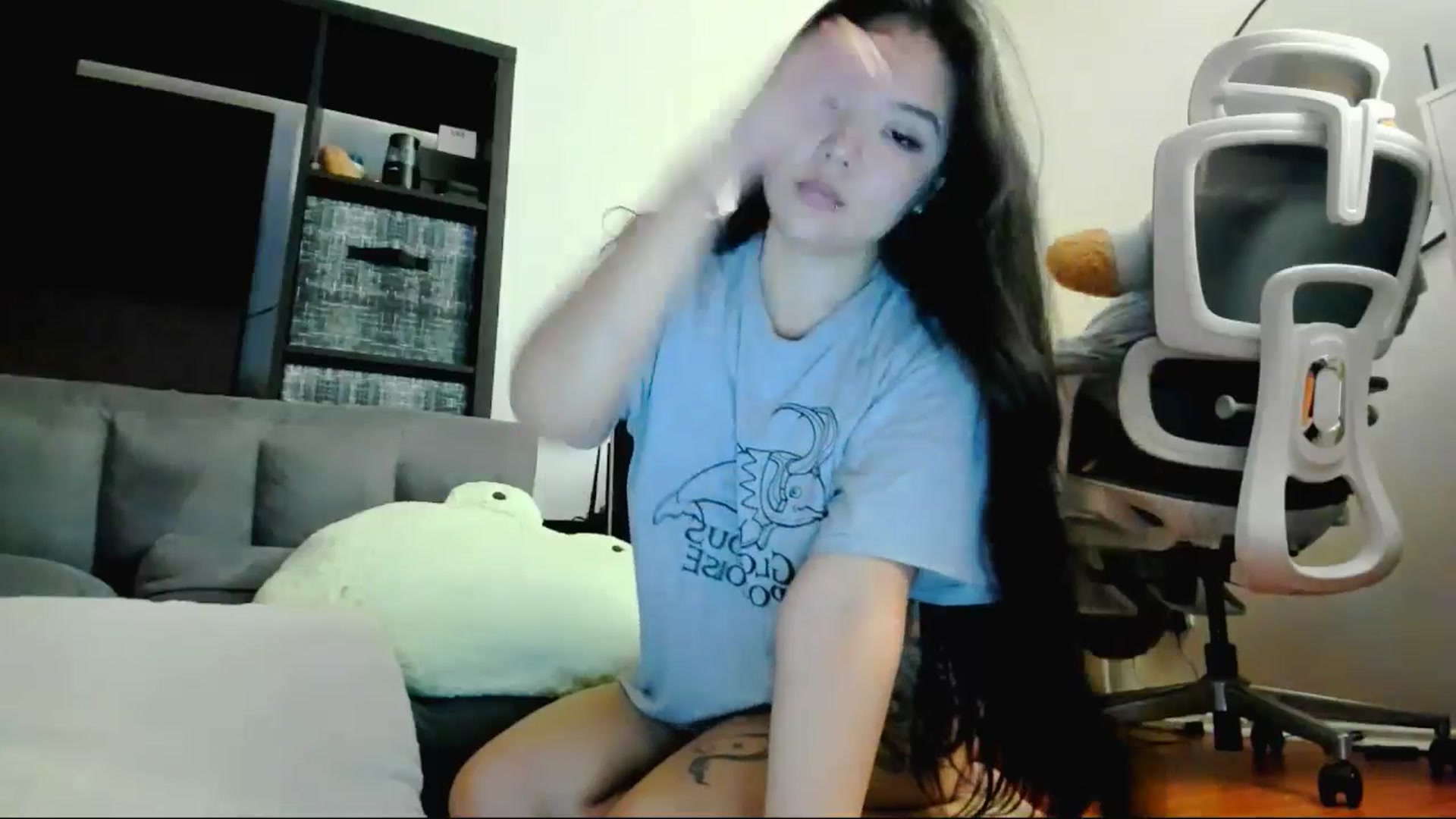 Gallery image thumbnail from Melody__K's myfreecams stream on, 08/27/2025, 11:01 image 16 of 20