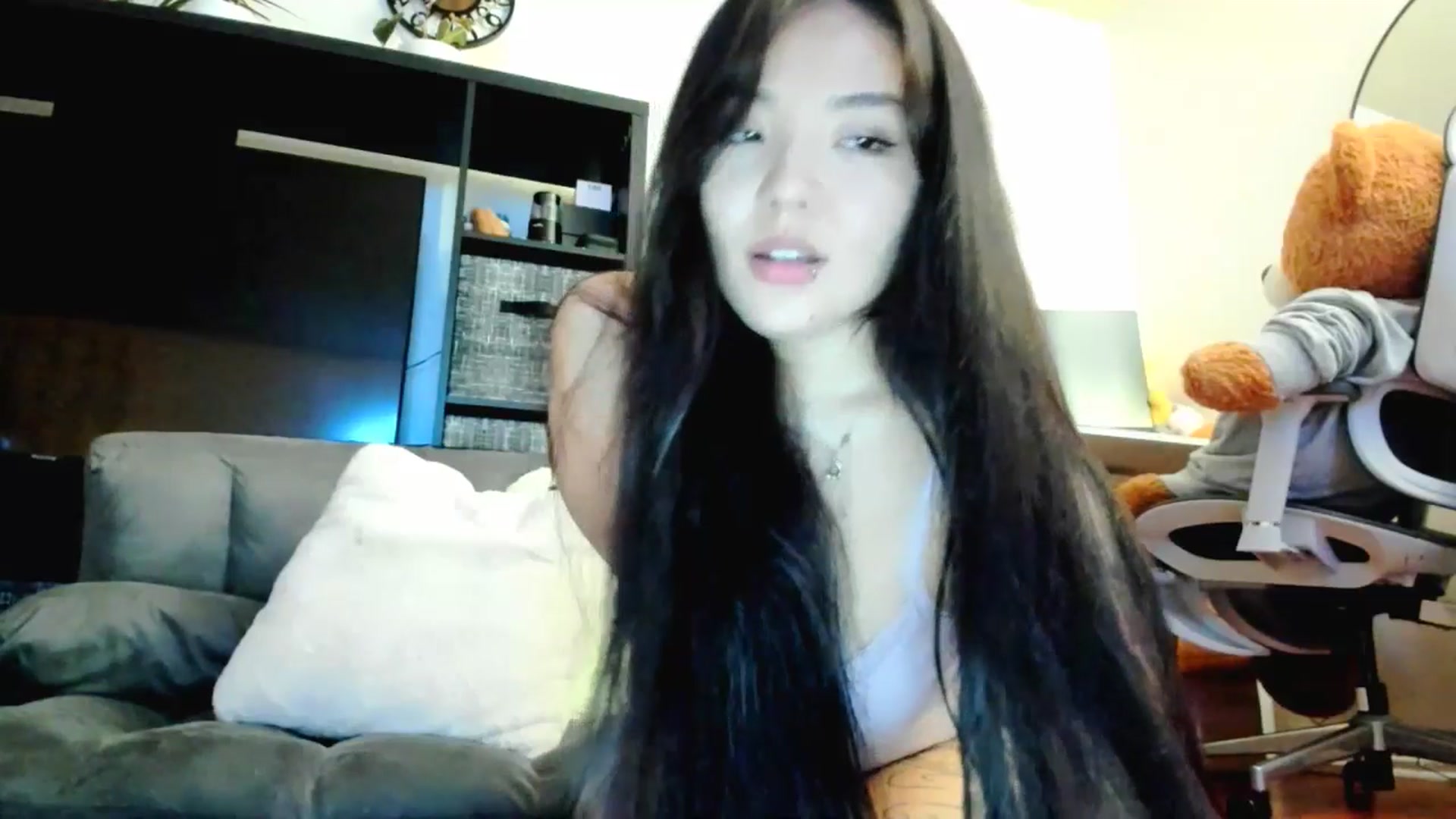Gallery image thumbnail from Melody__K's myfreecams stream on, 08/30/2025, 11:33 image 11 of 20