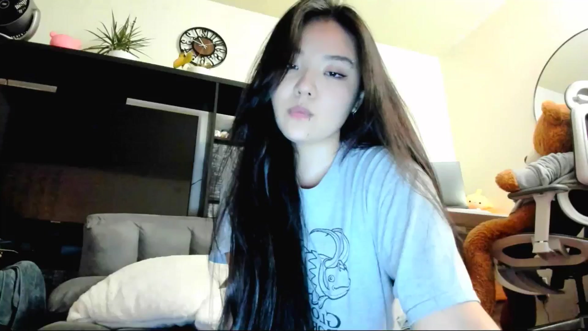 Gallery image thumbnail from Melody__K's myfreecams stream on, 09/10/2025, 08:43 image 1 of 20