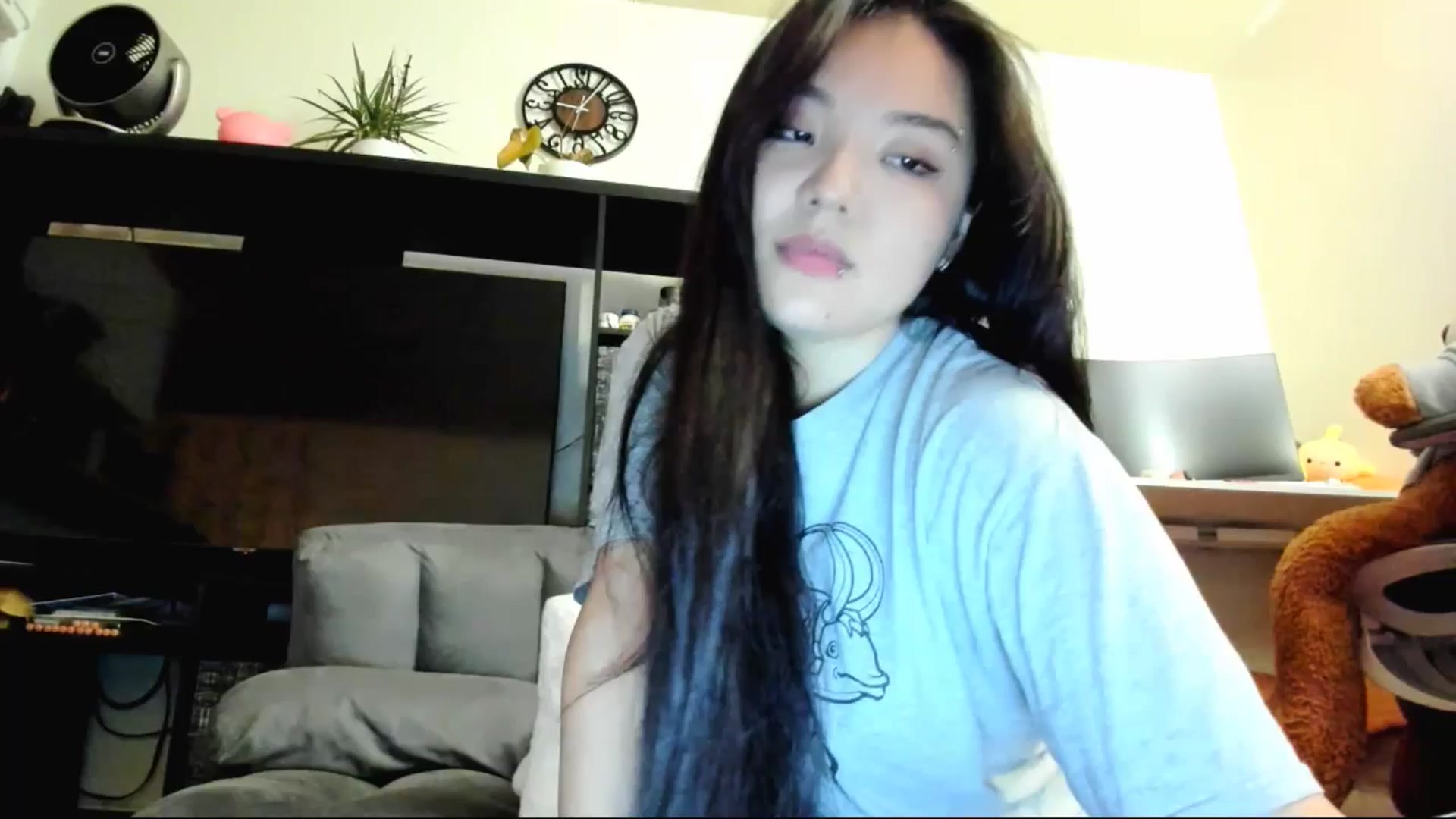 Gallery image thumbnail from Melody__K's myfreecams stream on, 09/10/2025, 10:39 image 1 of 20