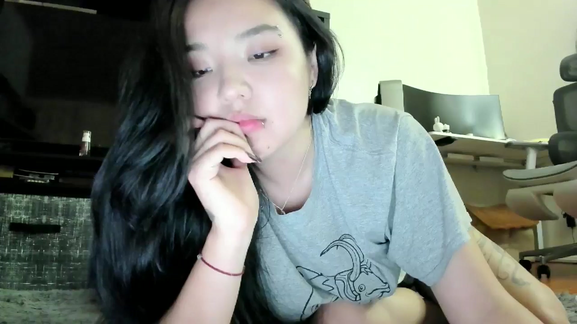 Gallery image thumbnail from Melody__K's myfreecams stream on, 10/10/2025, 09:15 image 16 of 20