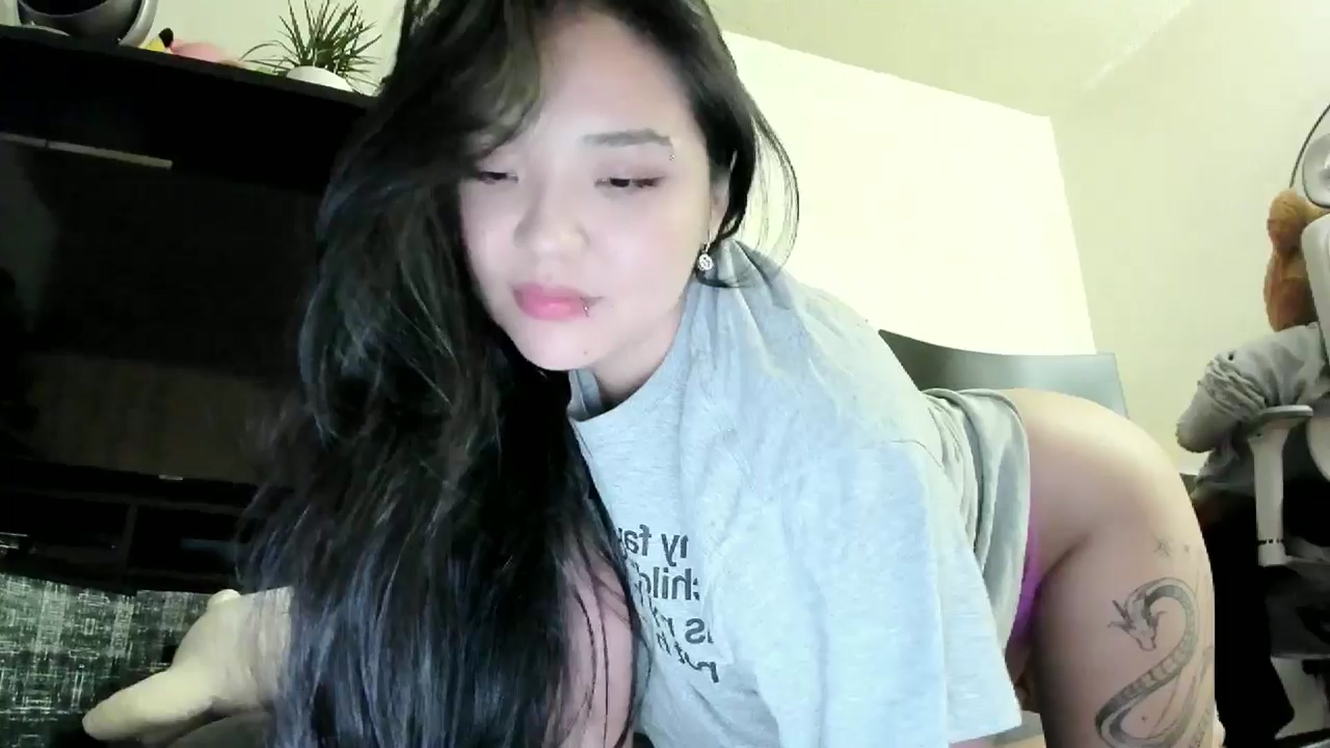 Gallery image thumbnail from Melody__K's myfreecams stream on, 10/23/2025, 10:39 image 18 of 20